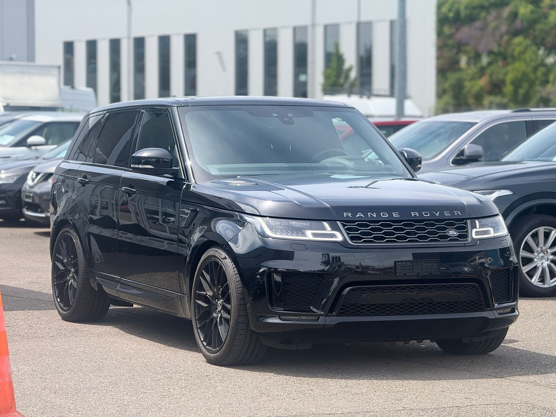LAND ROVER Range Rover Sport 3.0 SDV6 HSE Dynamic Automatic-image-0