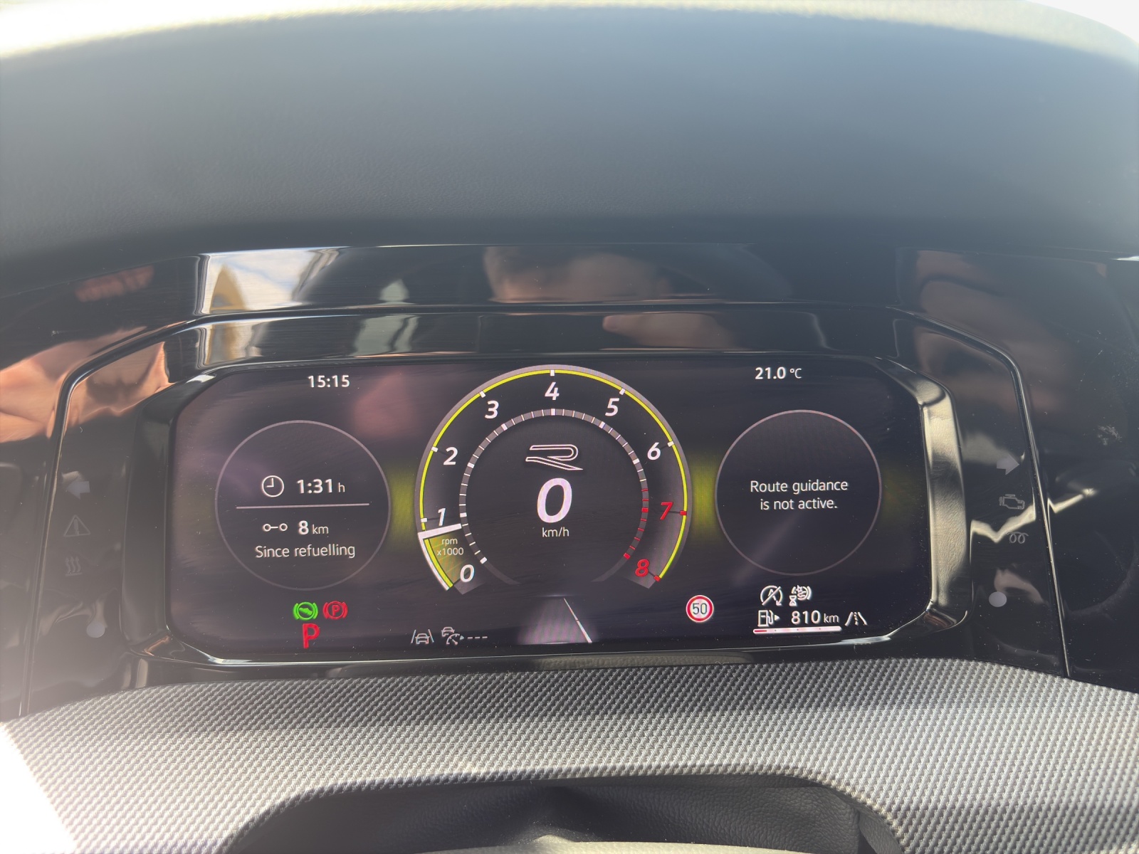 VW Golf 2.0 TSI R-Line DSG 4 Motion-image-15