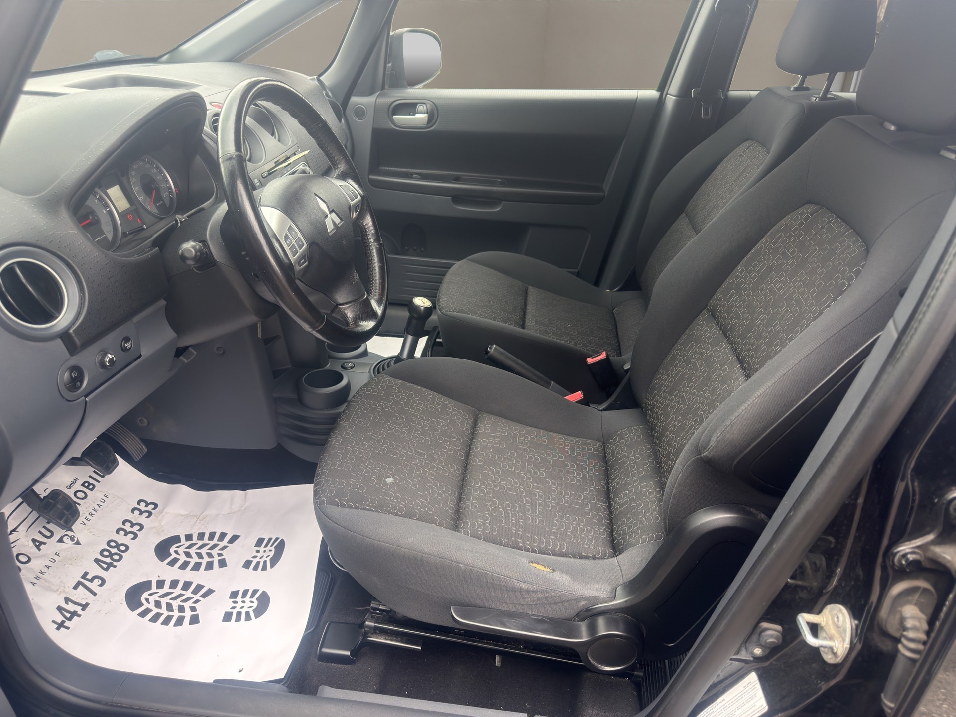 MITSUBISHI Colt 1.3 16V Inform-image-8