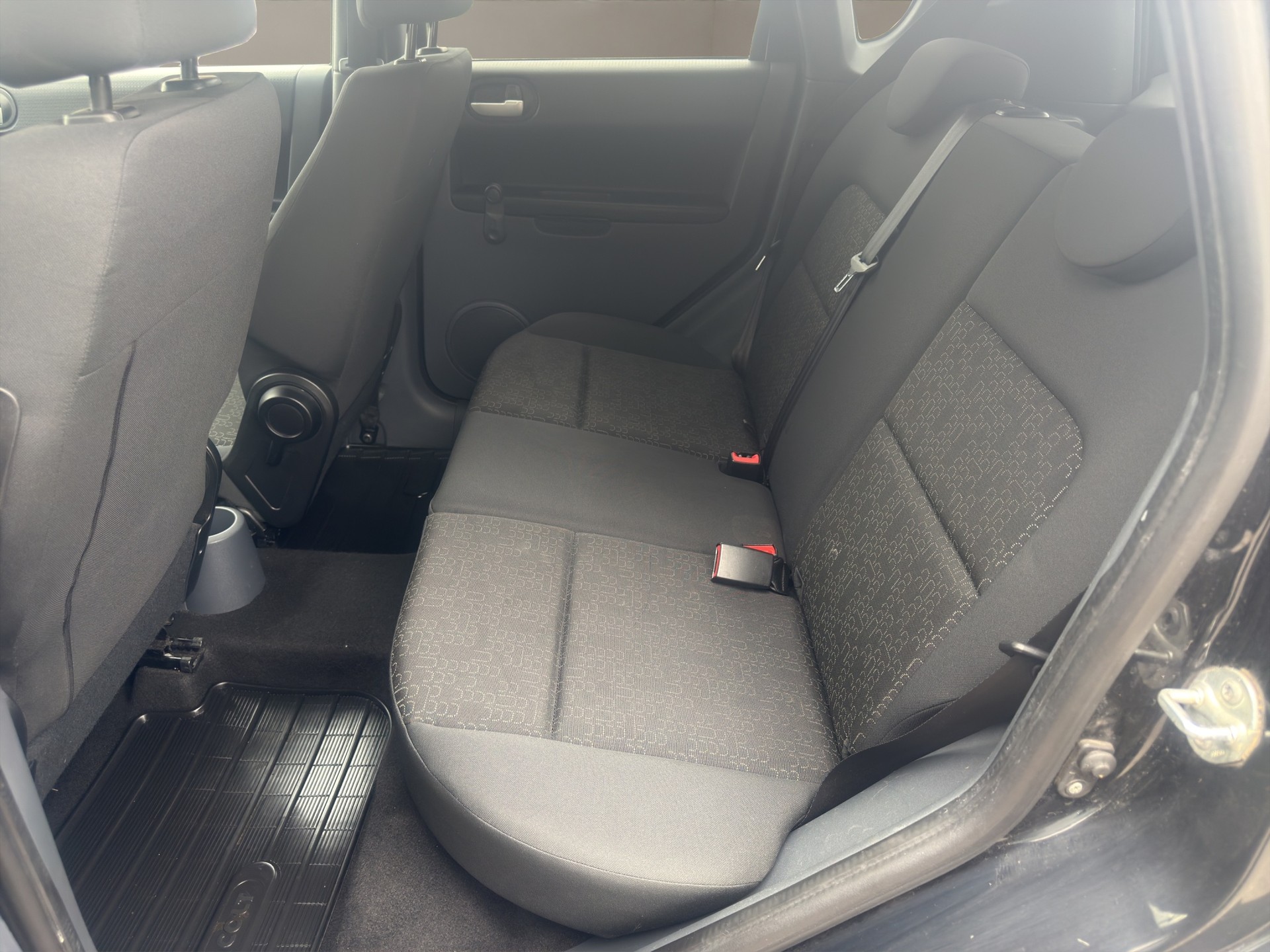 MITSUBISHI Colt 1.3 16V Inform-image-10