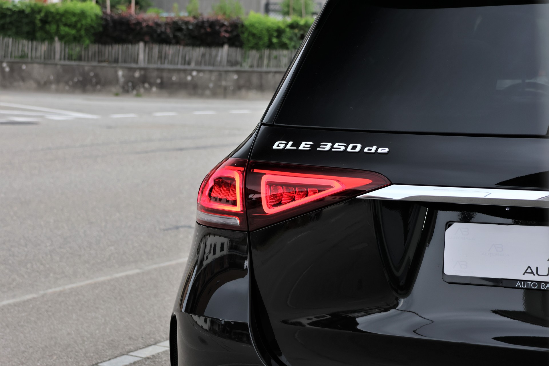MERCEDES-BENZ GLE 350 de 4Matic AMG Line 9G-Tronic (CH)-image-5