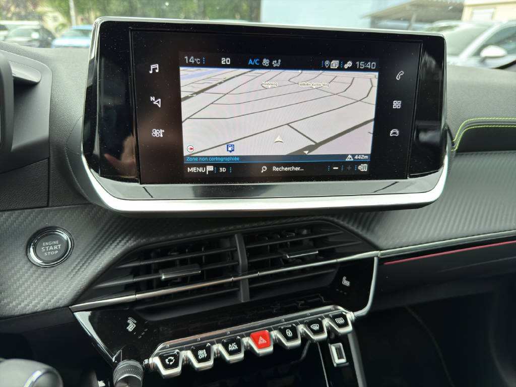 PEUGEOT 208 1.2 PureTech 100 GT-image-11