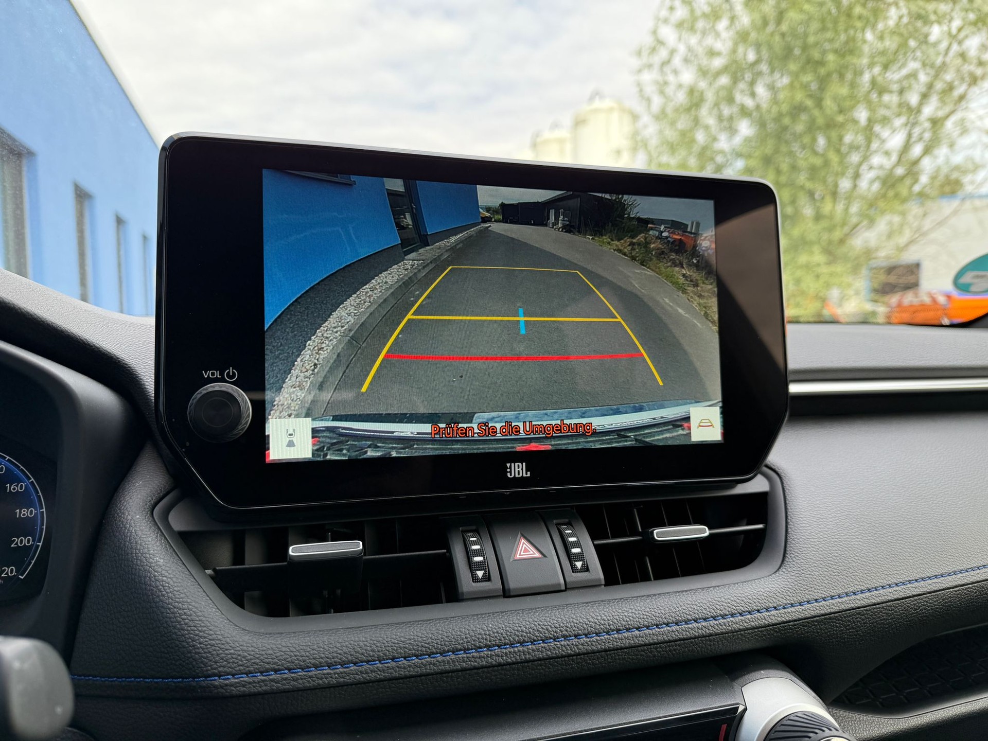 TOYOTA 2.5 Style Hybrid-image-4