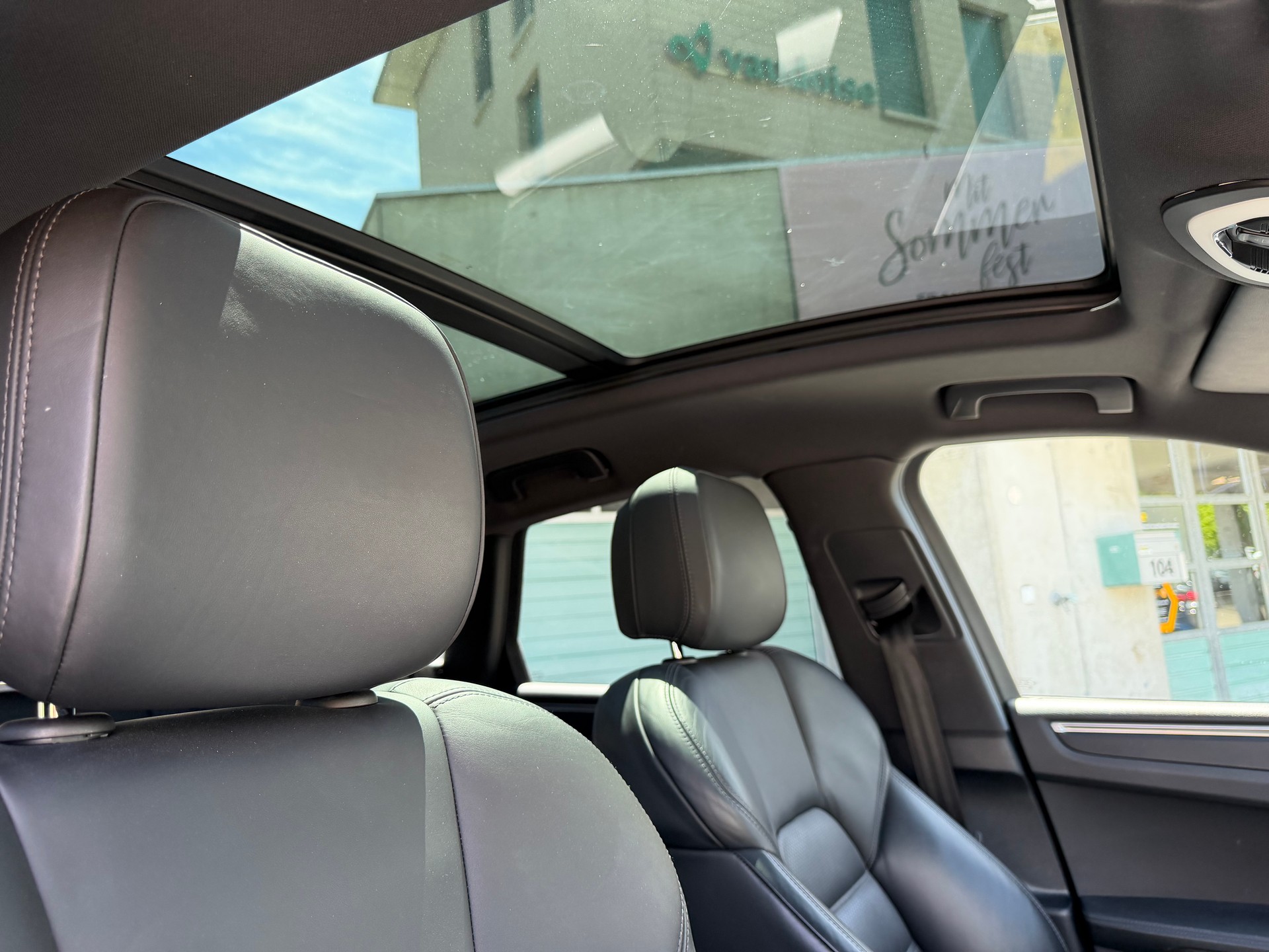 PORSCHE Macan PDK-image-16