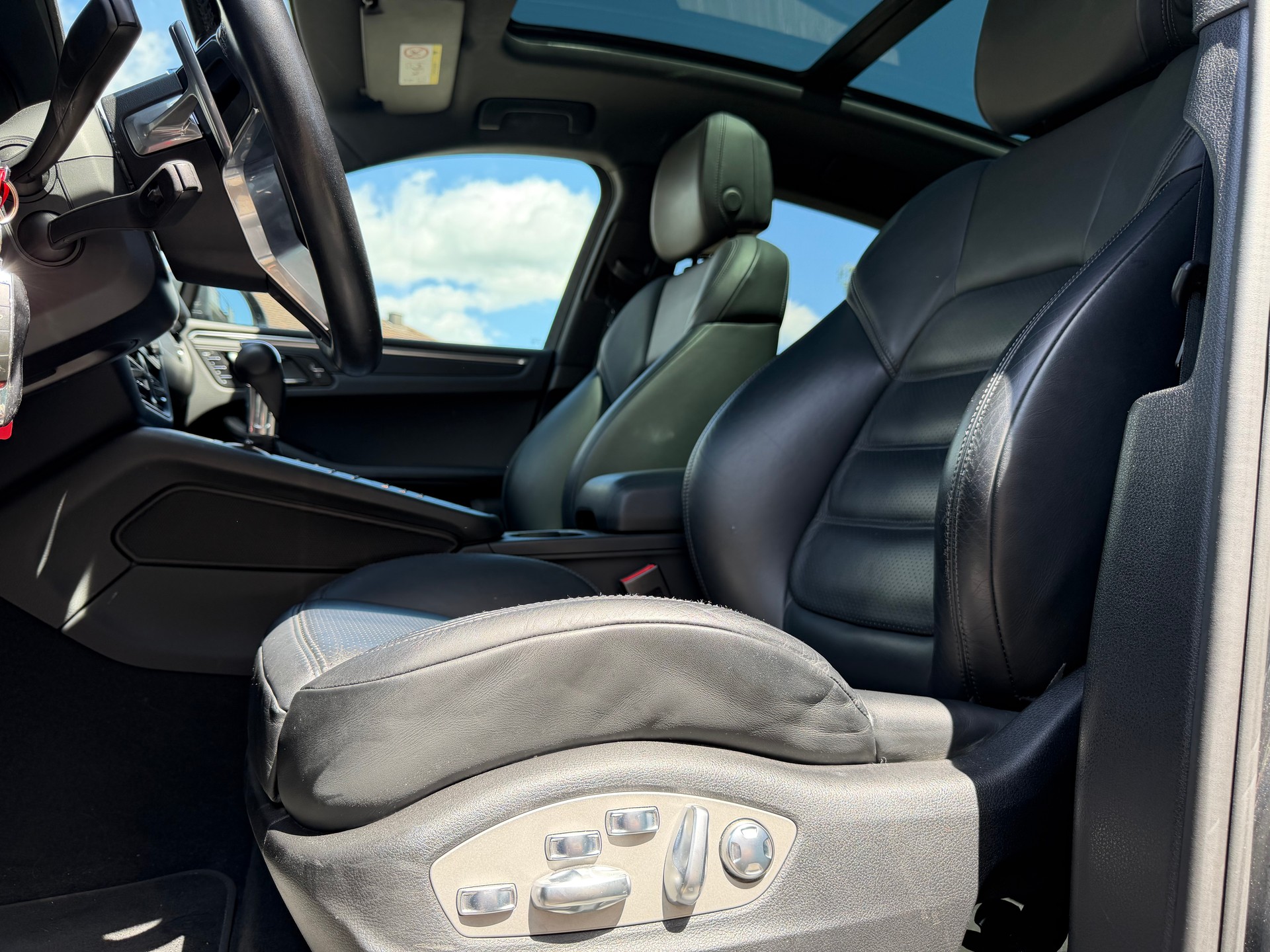 PORSCHE Macan PDK-image-17