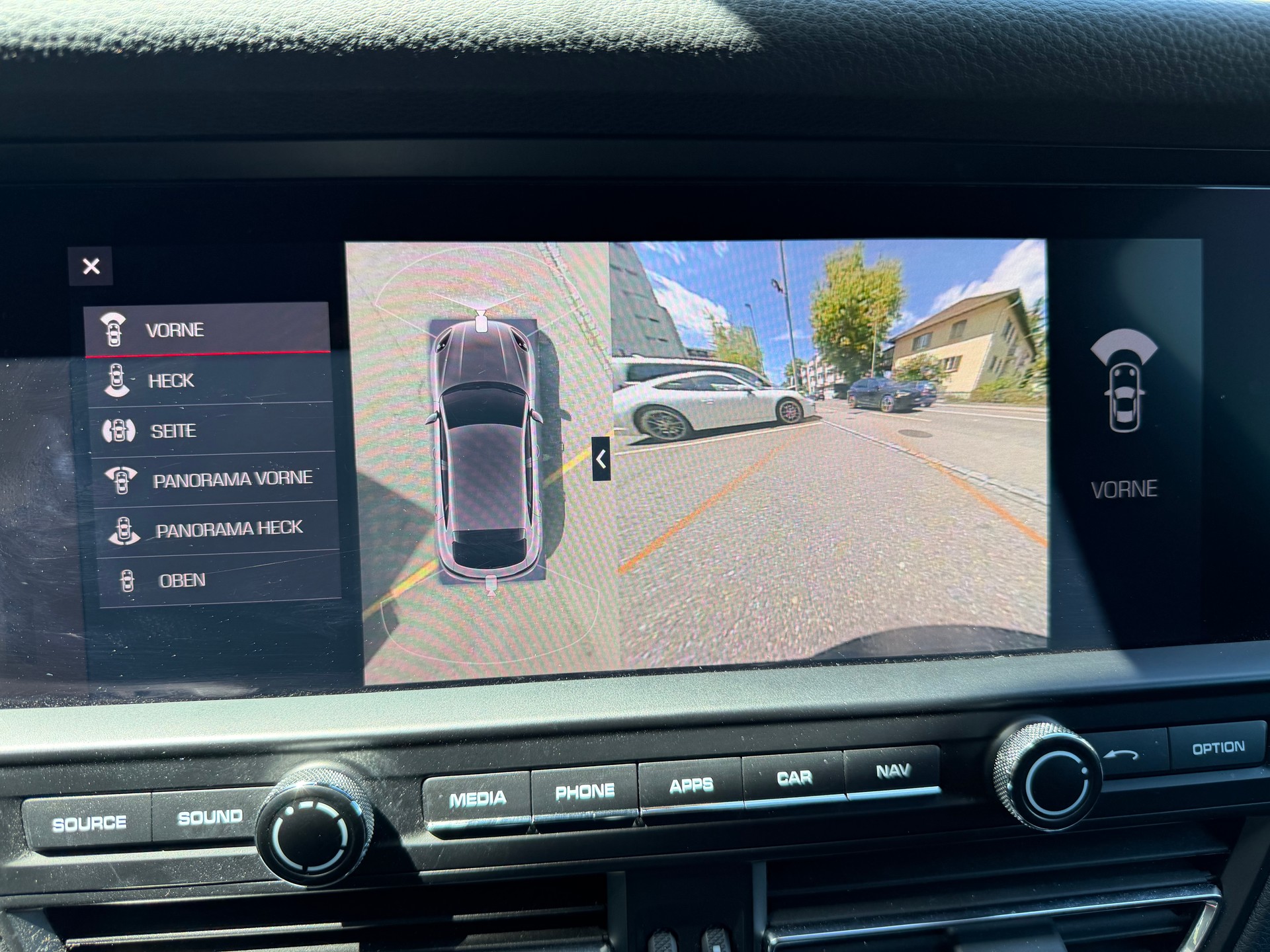 PORSCHE Macan PDK-image-9