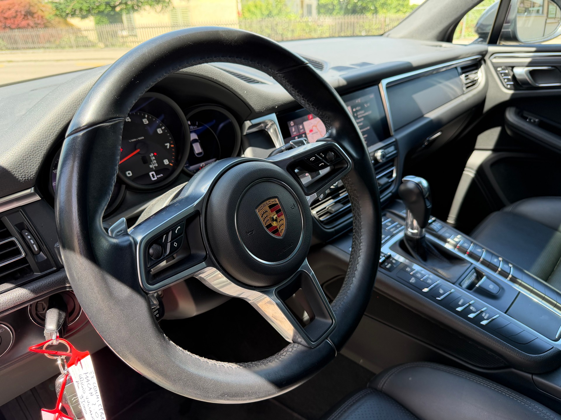 PORSCHE Macan PDK-image-12