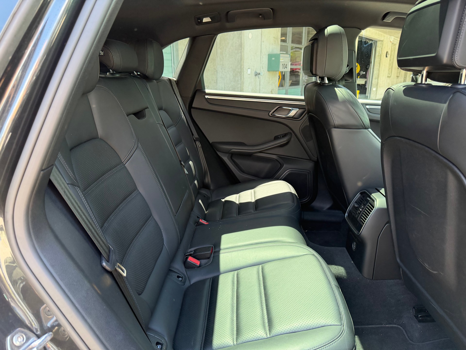 PORSCHE Macan PDK-image-14