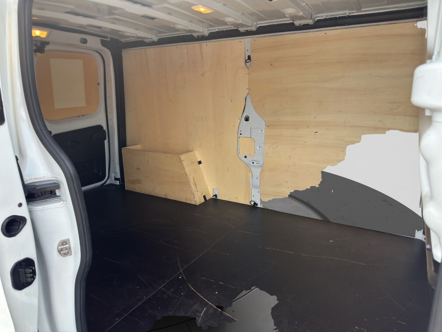 RENAULT Trafic 2.0 Blue dCi 130 Advance L2H1 EN-image-14