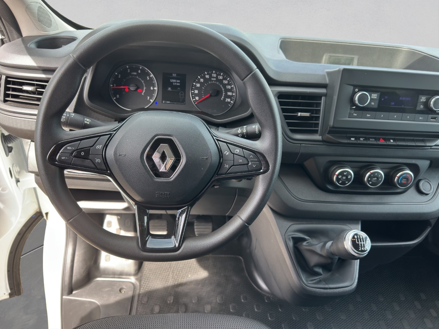 RENAULT Trafic 2.0 Blue dCi 130 Advance L2H1 EN-image-13