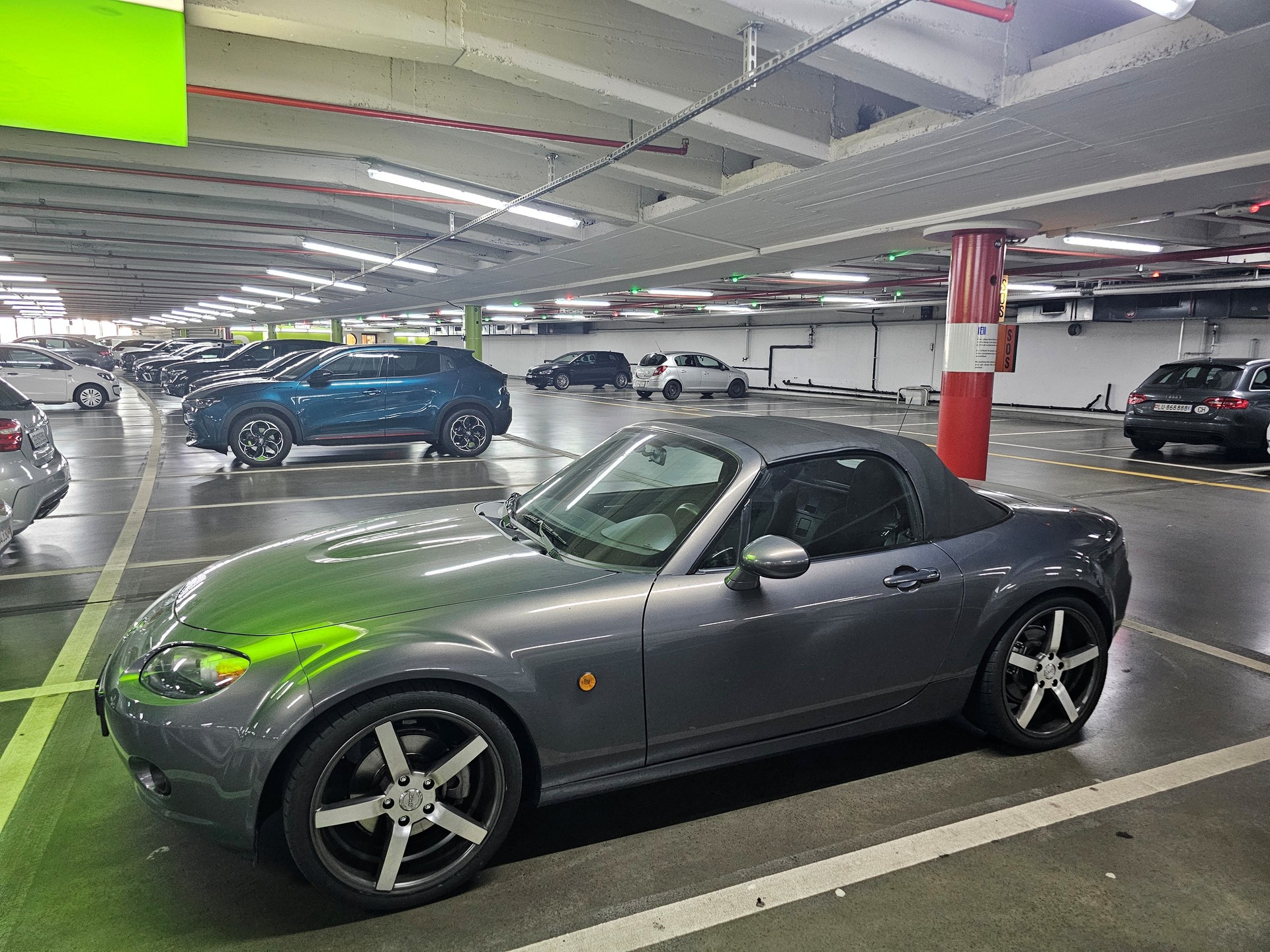 MAZDA 1.8 Confort-image-0