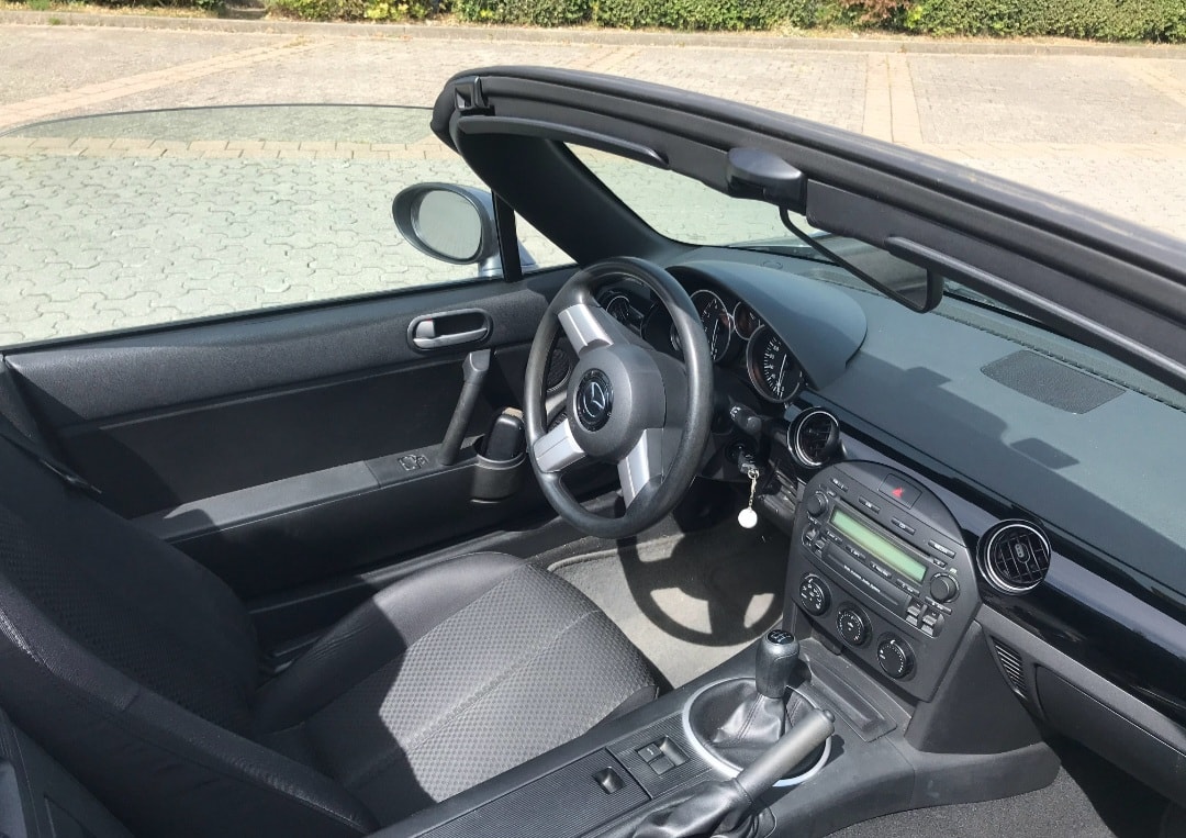 MAZDA 1.8 Confort-image-1