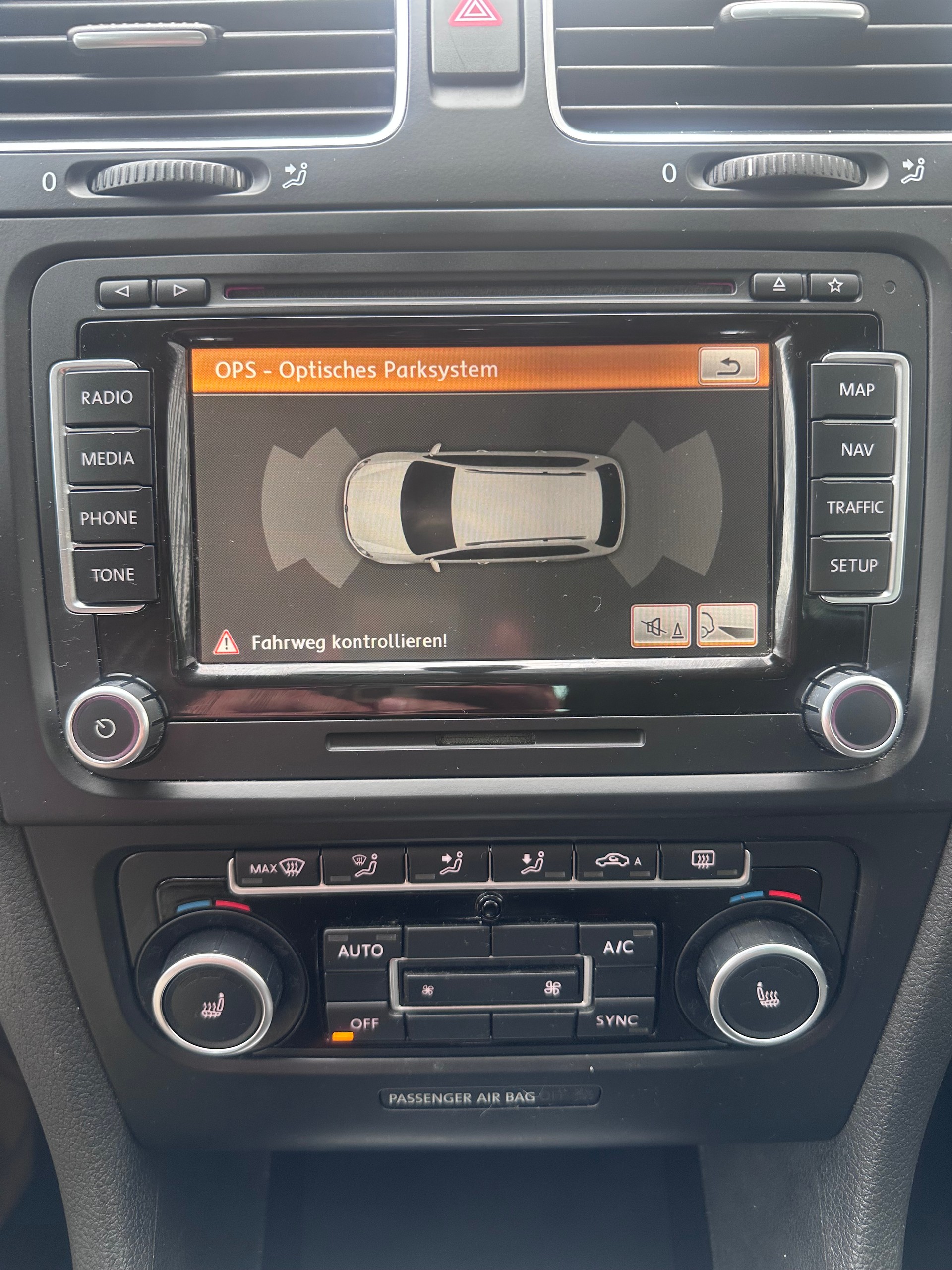 VW Golf Variant 1.4 TSI Team DSG *Automat*-image-14