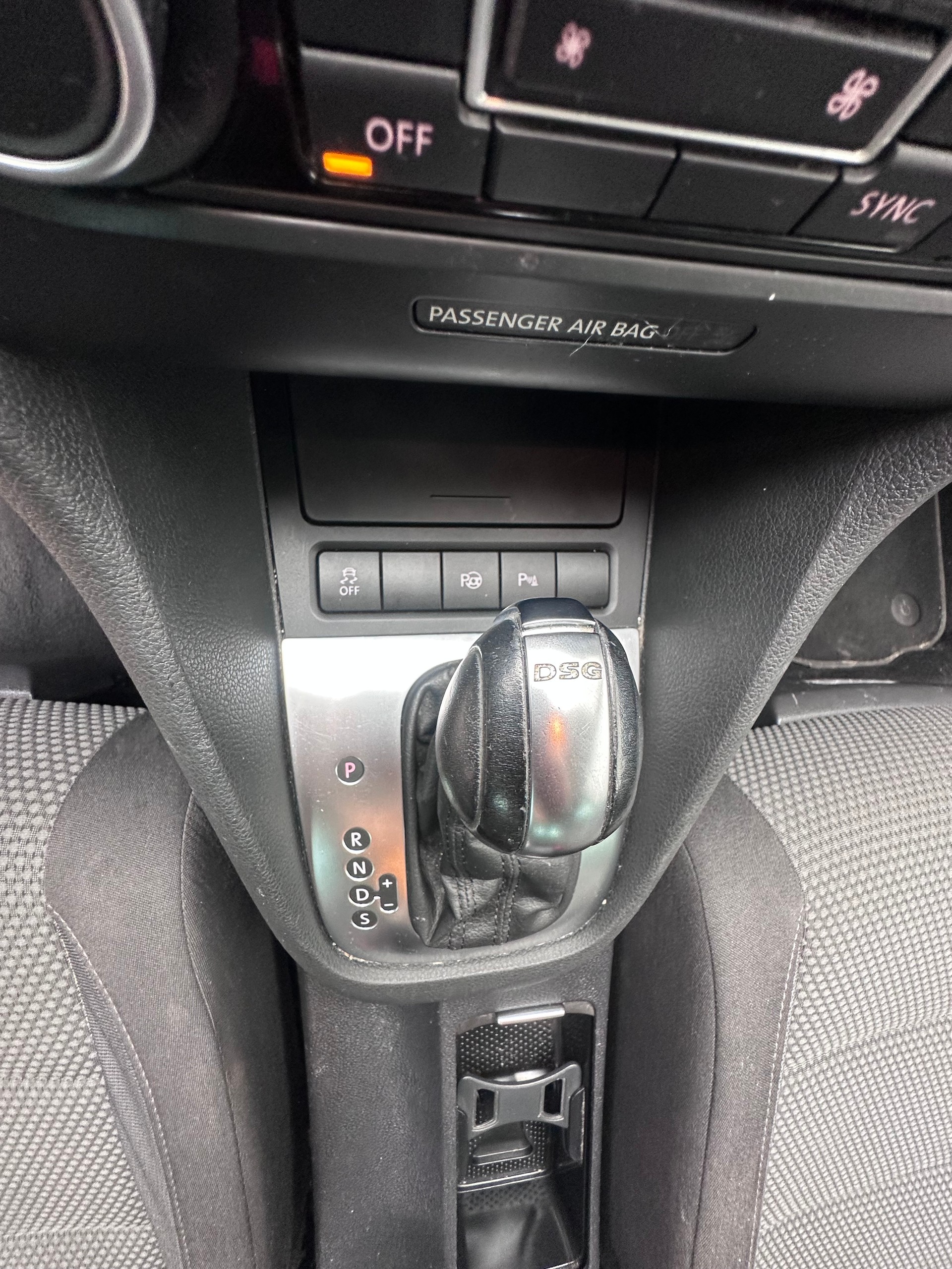 VW Golf Variant 1.4 TSI Team DSG *Automat*-image-12
