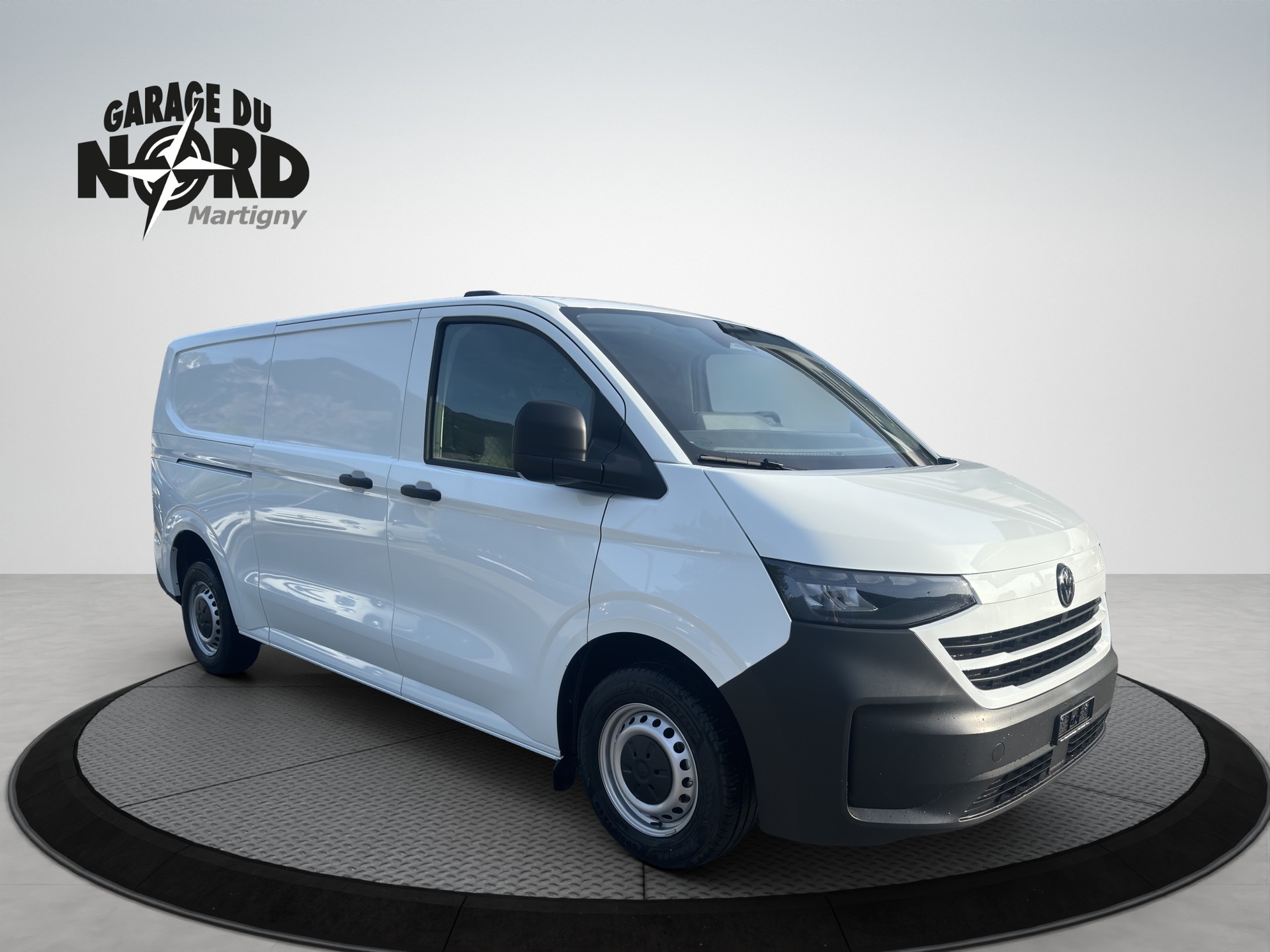VW Transporter 4 Motion-image-7