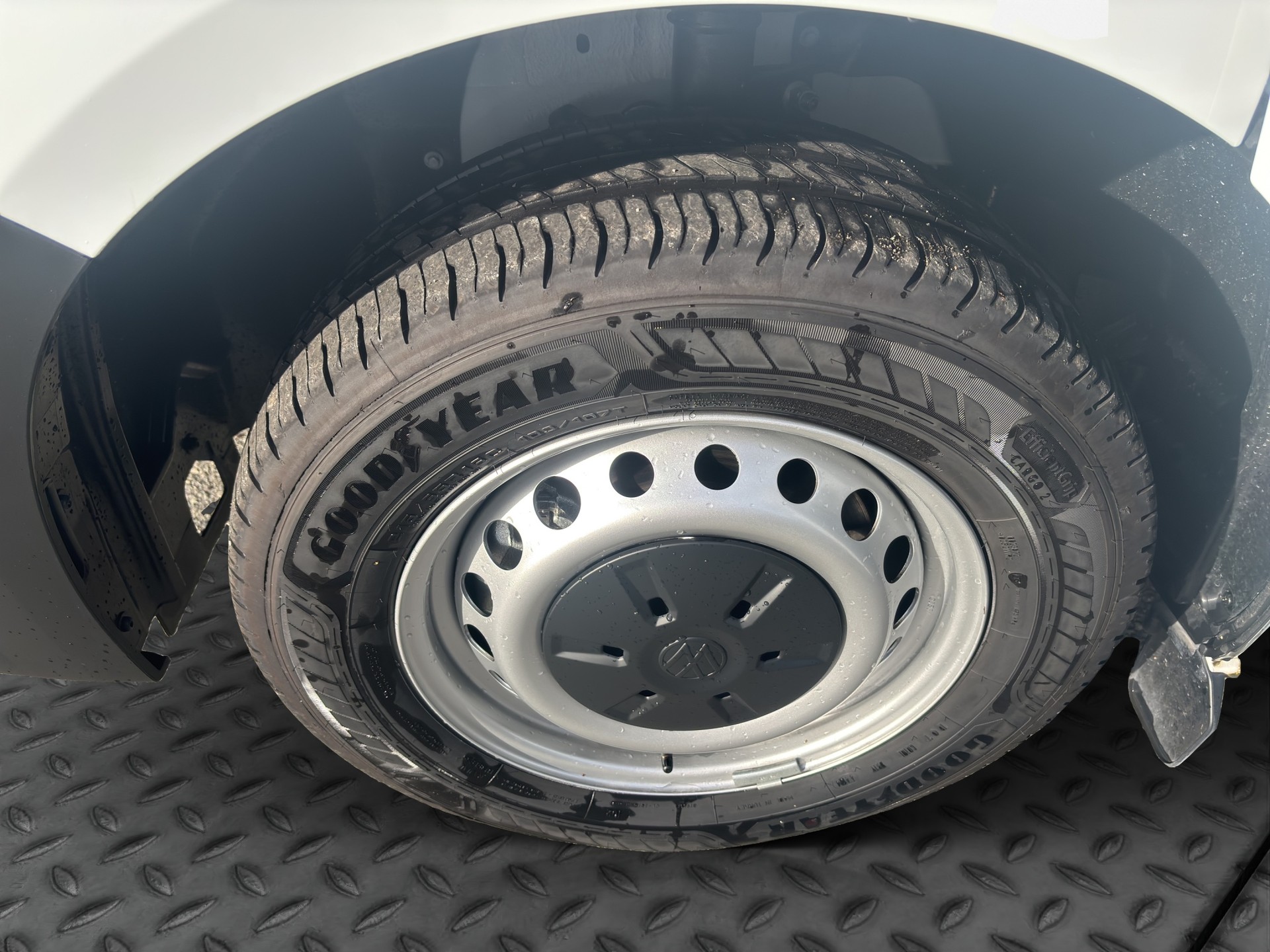 VW Transporter 4 Motion-image-16