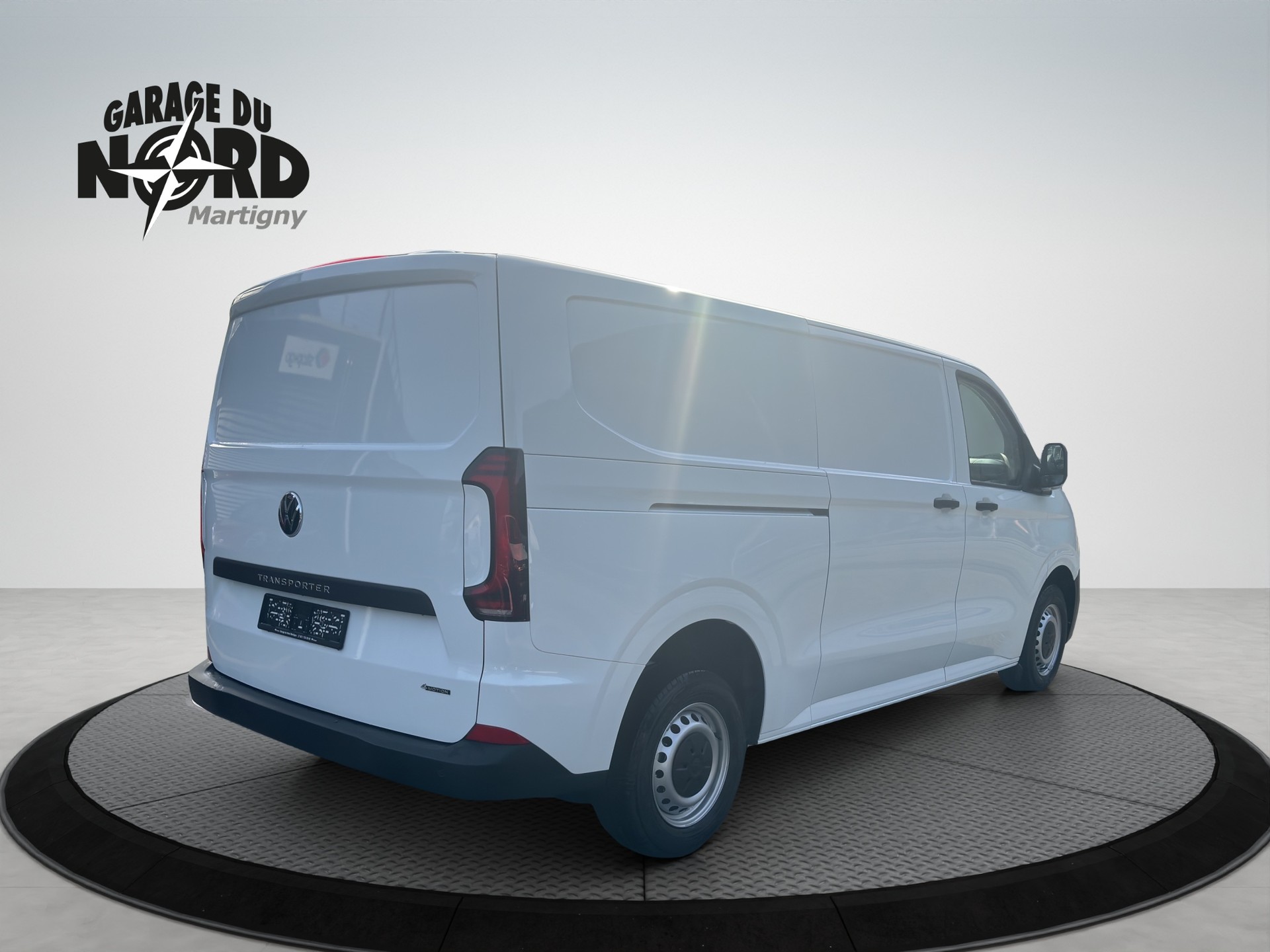 VW Transporter 4 Motion-image-5
