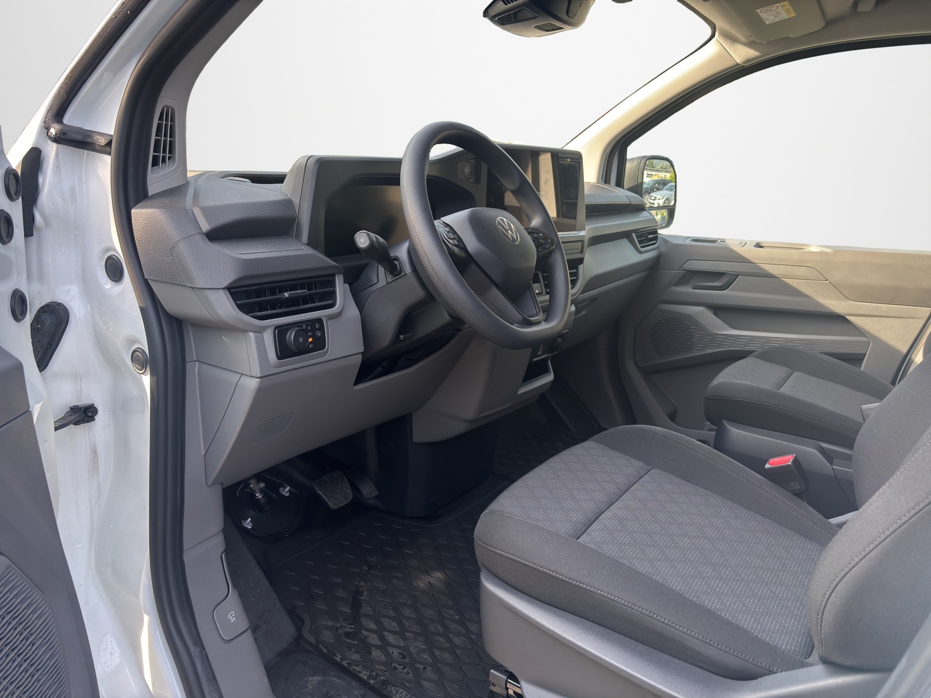 VW Transporter 4 Motion-image-8