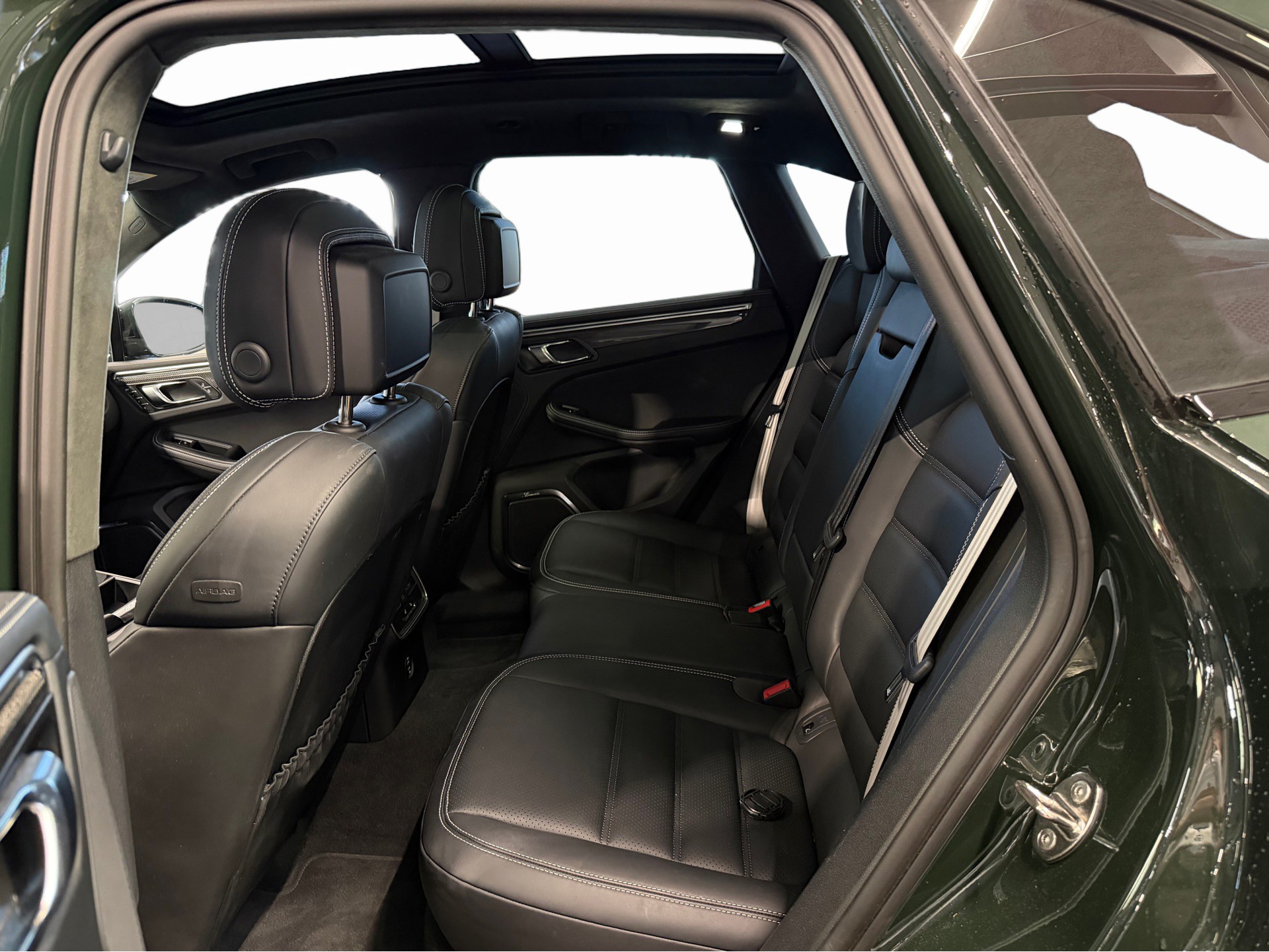 PORSCHE Macan GTS PDK-image-6