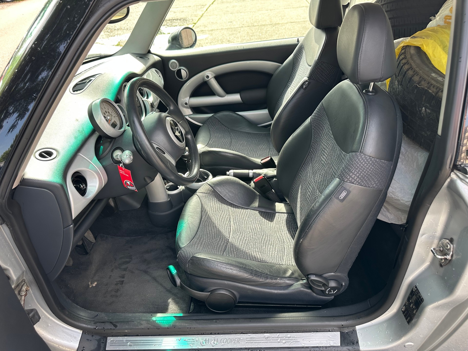 MINI Cooper-image-6