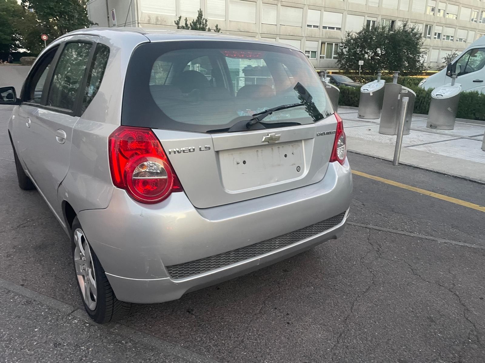 CHEVROLET AVEO-image-3