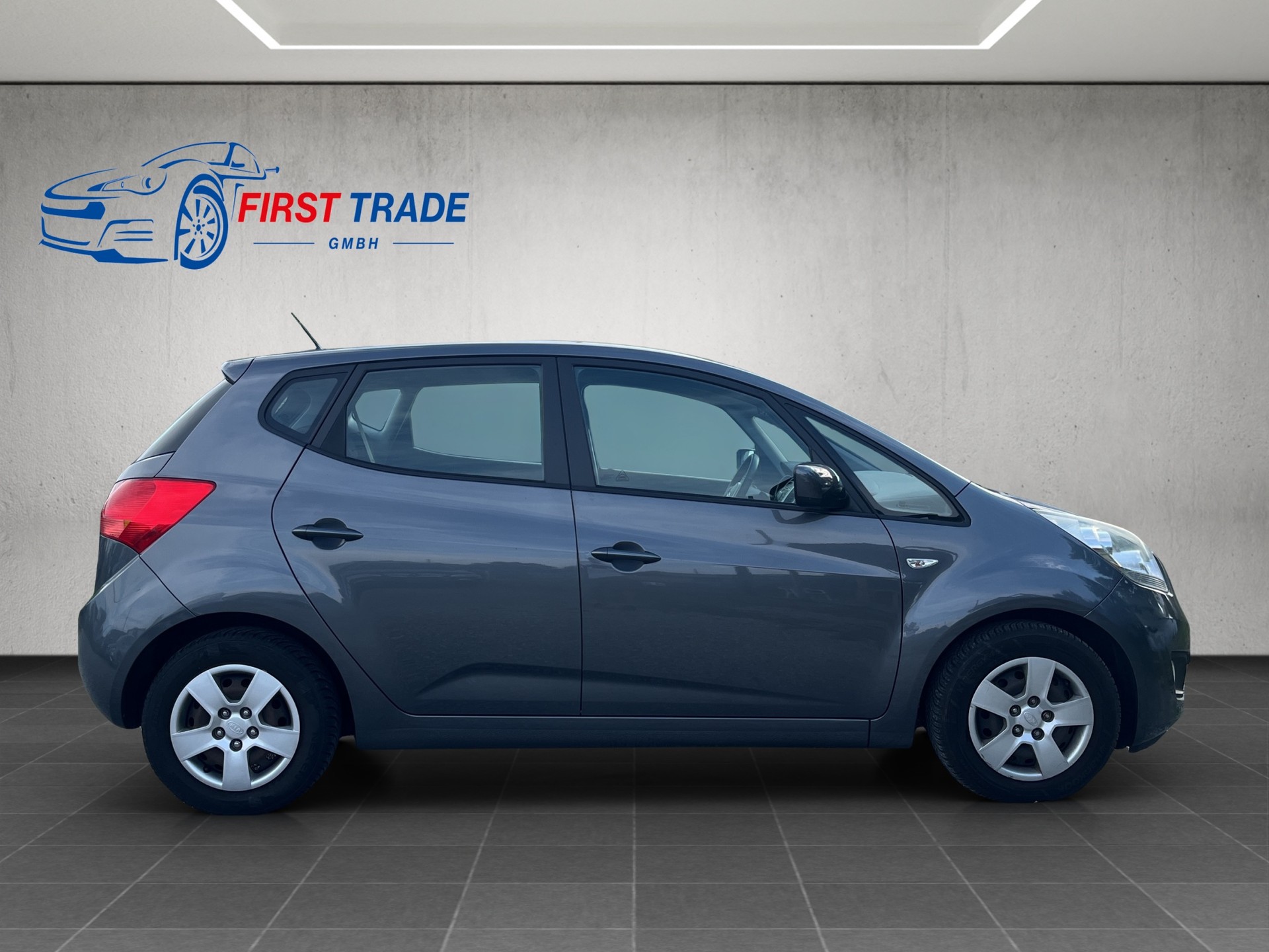 KIA Venga 1.6 CVVT Style Automatic-image-3