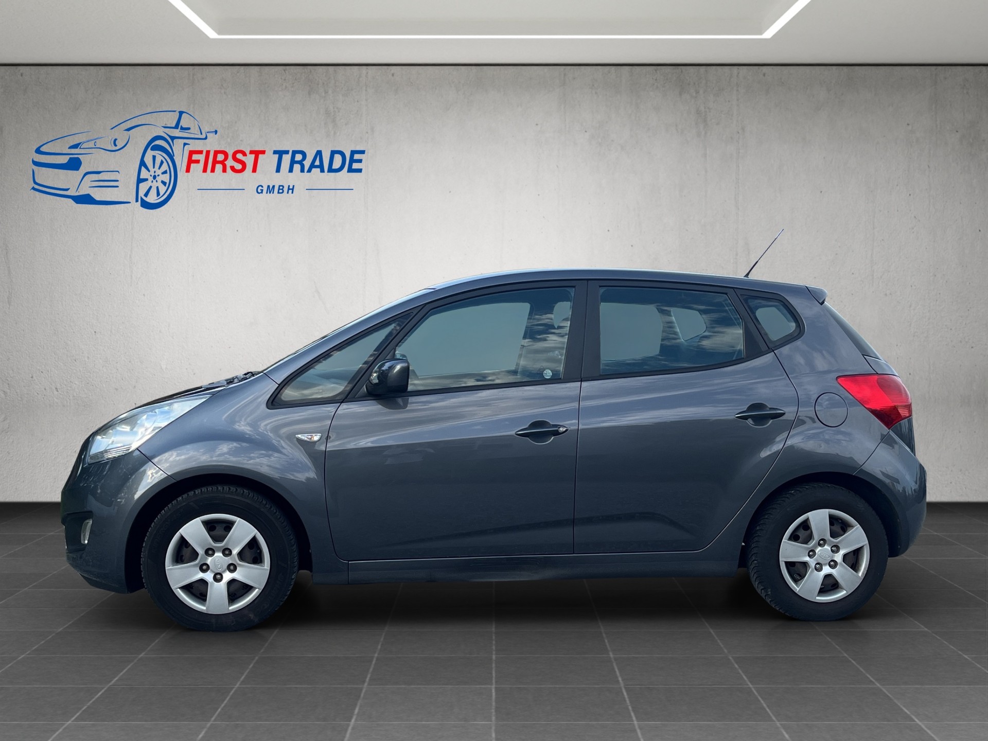 KIA Venga 1.6 CVVT Style Automatic-image-7