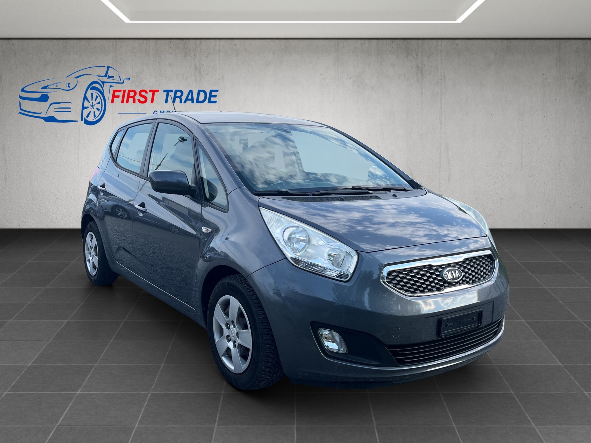 KIA Venga 1.6 CVVT Style Automatic-image-2