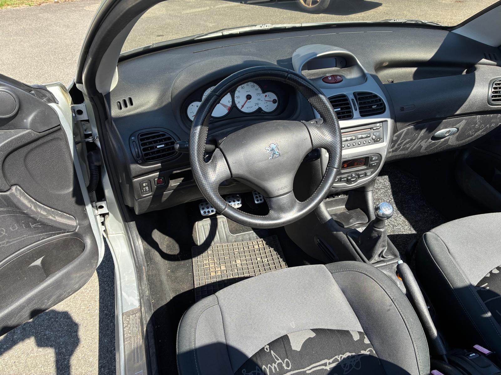 PEUGEOT 206 CC 1.6 16V Sport-image-5