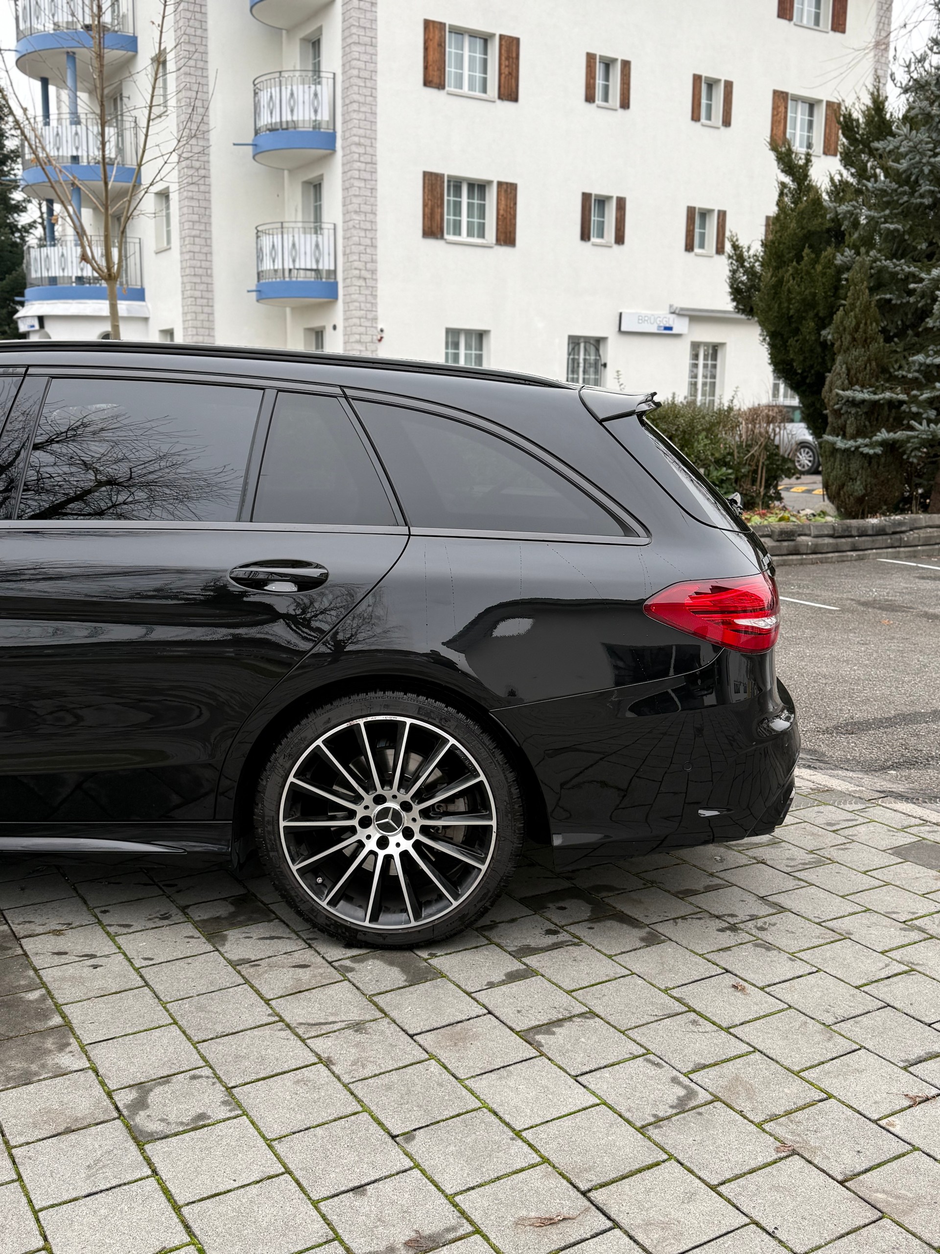 MERCEDES-BENZ C 43 AMG 4matic-image-6