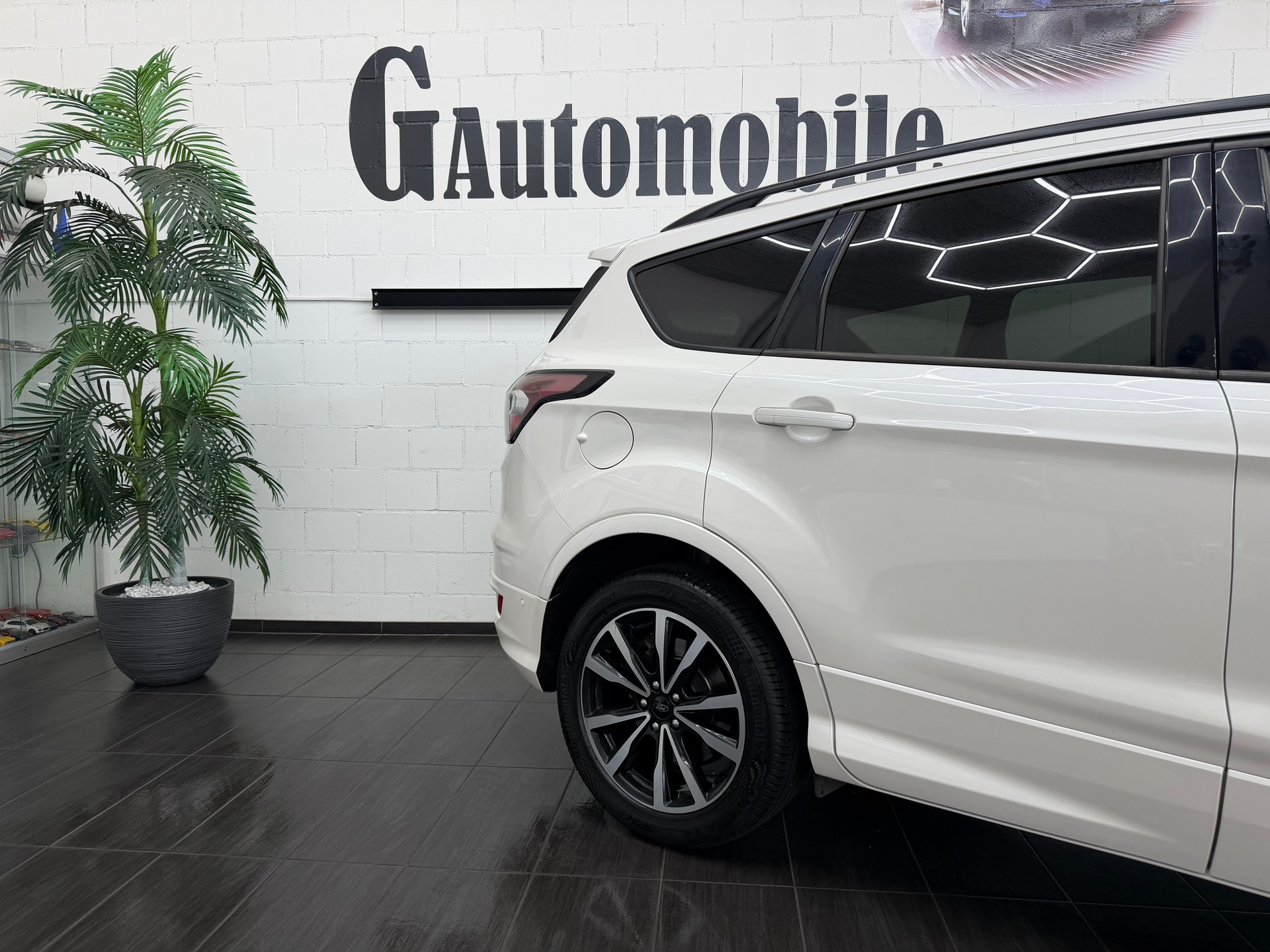 FORD Kuga 2.0 TDCi ST Line High 4WD PowerShift ⭐️-image-2