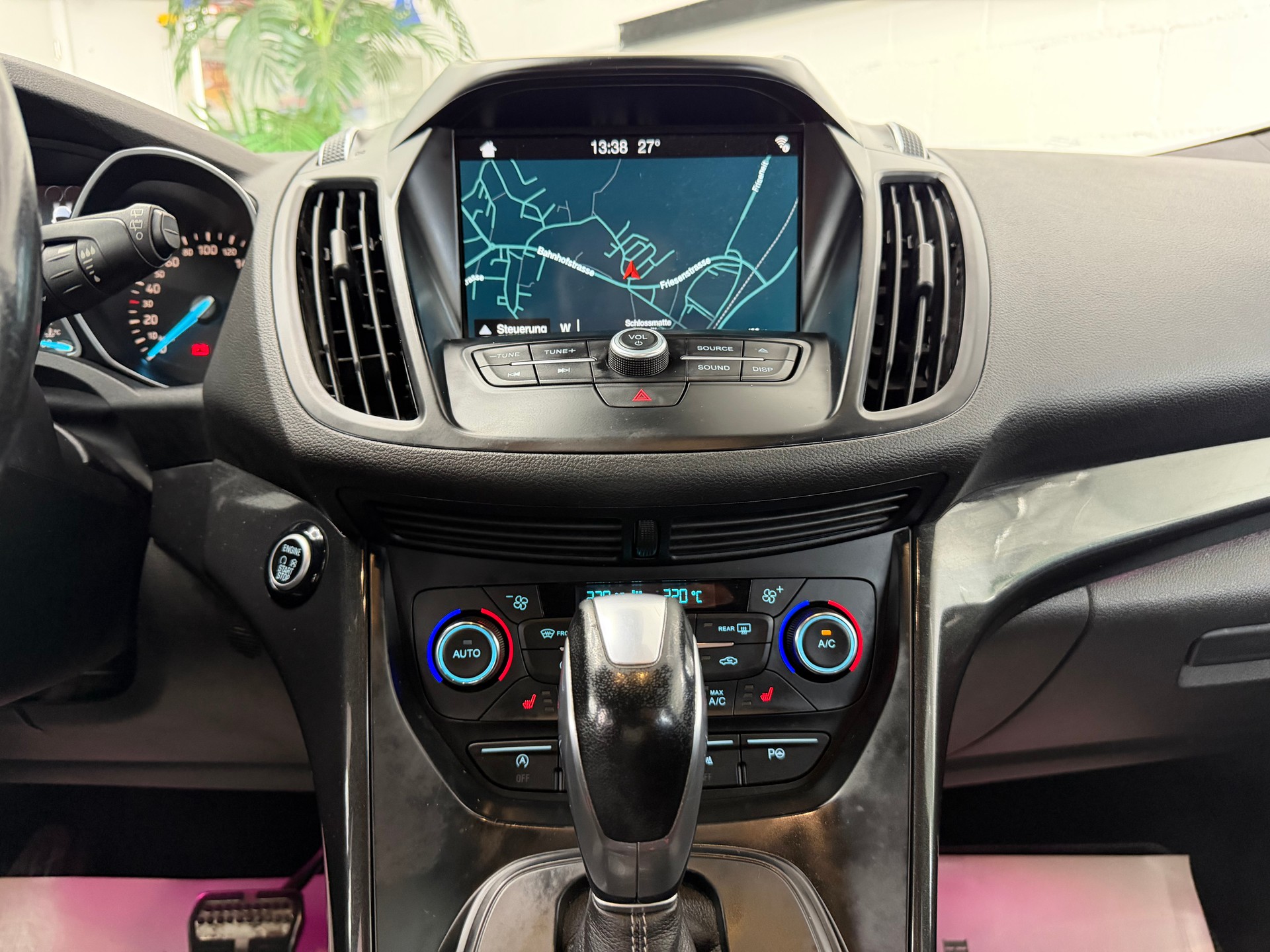 FORD Kuga 2.0 TDCi ST Line High 4WD PowerShift ⭐️-image-16