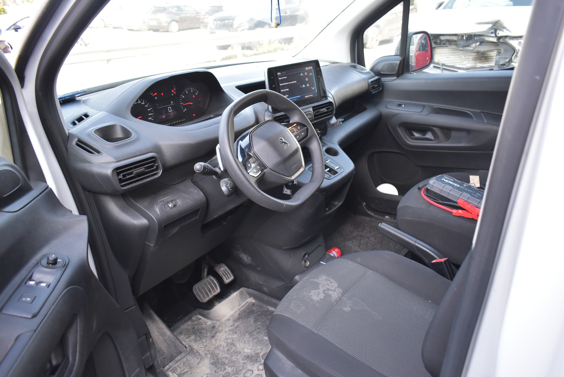 PEUGEOT Partner 1.5 Blue HDi s/s Premium 1000kg EAT8-image-1