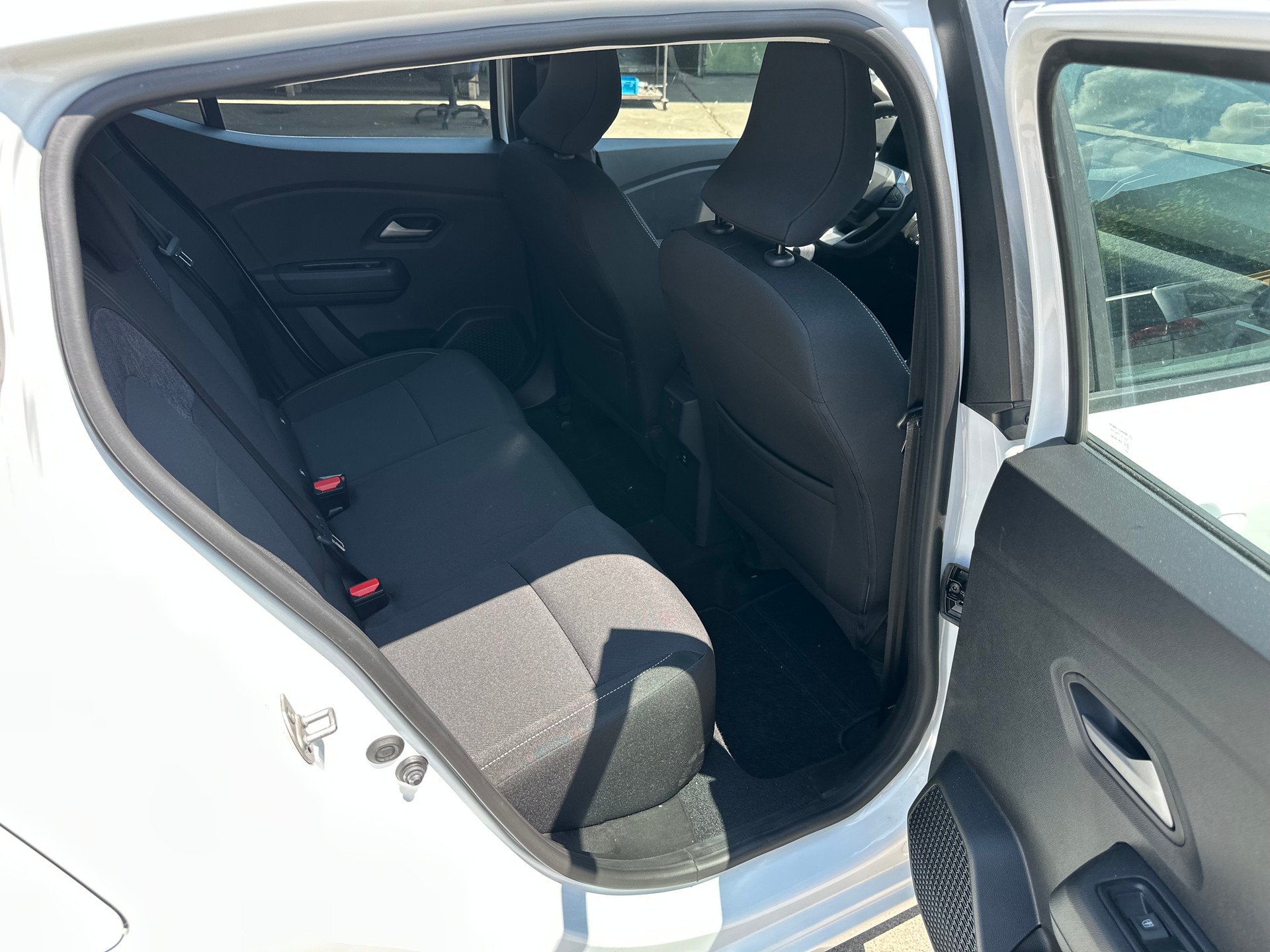 DACIA Sandero TCe 100 Expression-image-11