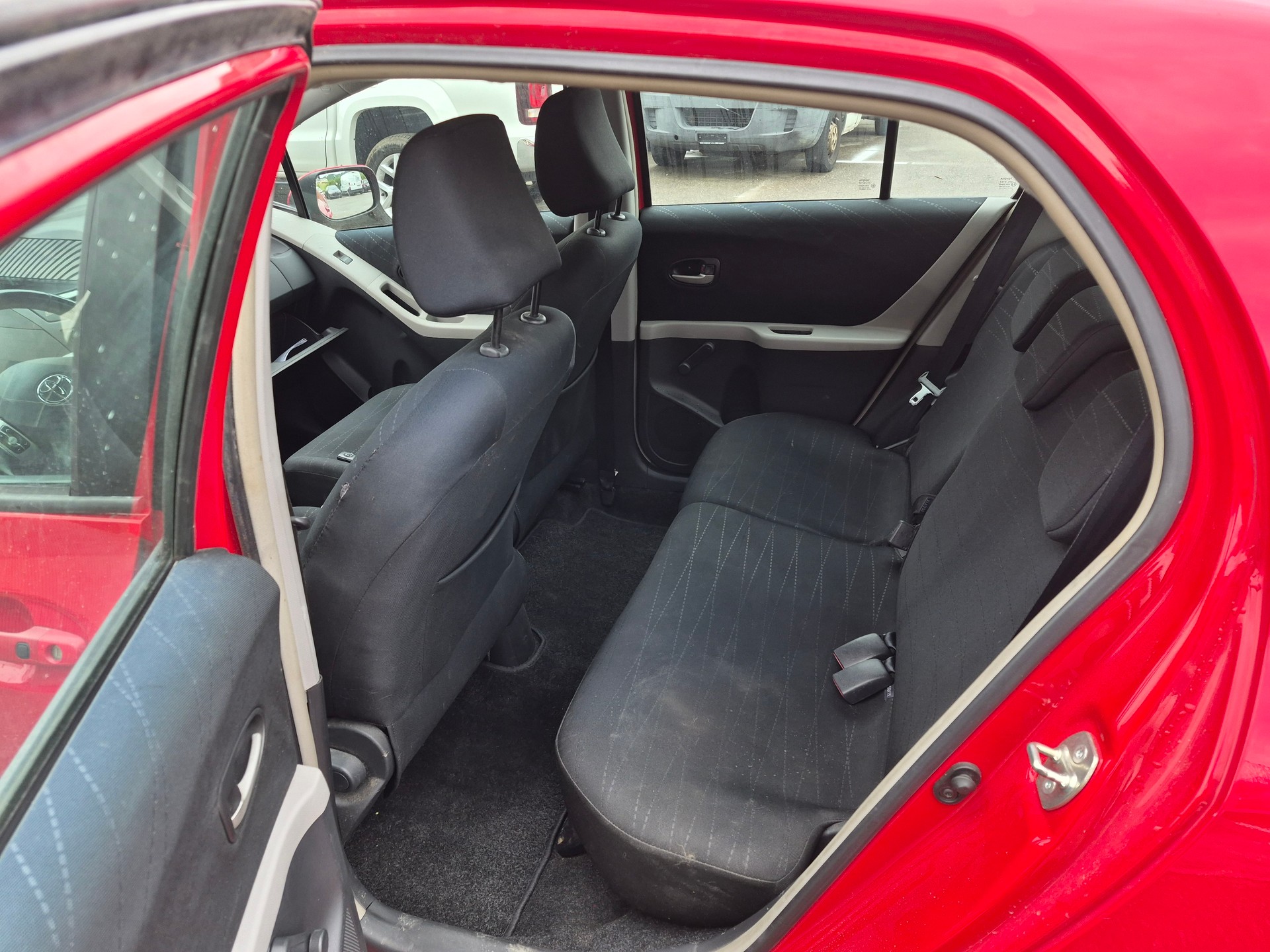 TOYOTA Yaris 1.4 D-4D City Multimode-image-4