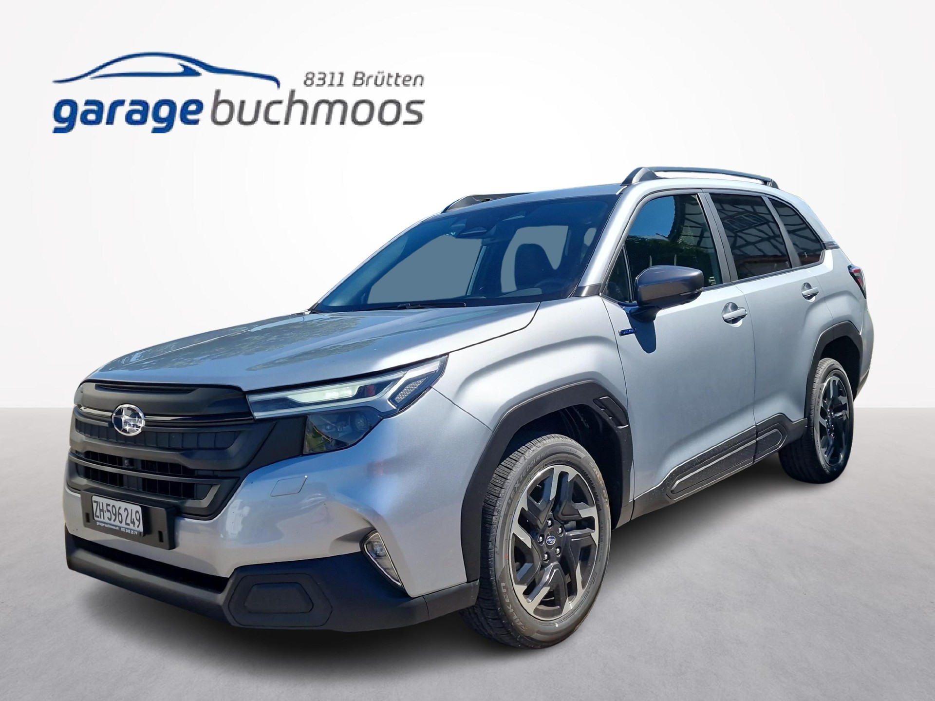 SUBARU Forester Station 2.0i e-Boxer Swiss Plus-image-0