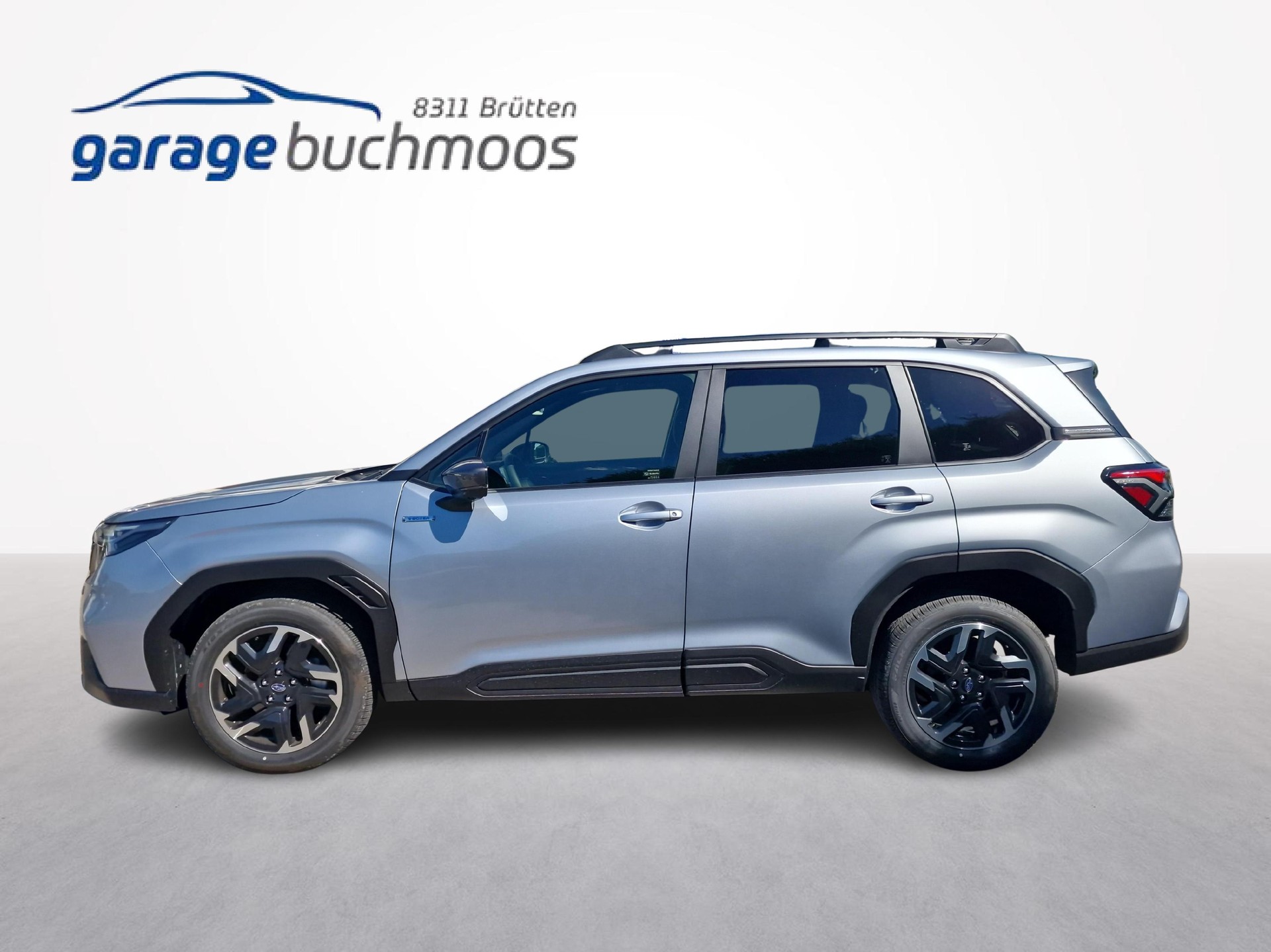SUBARU Forester Station 2.0i e-Boxer Swiss Plus-image-1