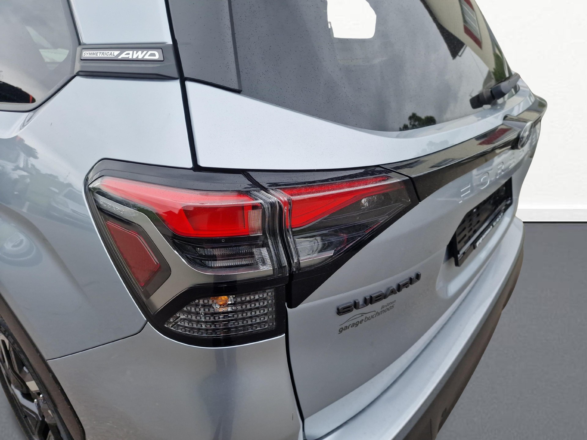 SUBARU Forester Station 2.0i e-Boxer Swiss Plus-image-11