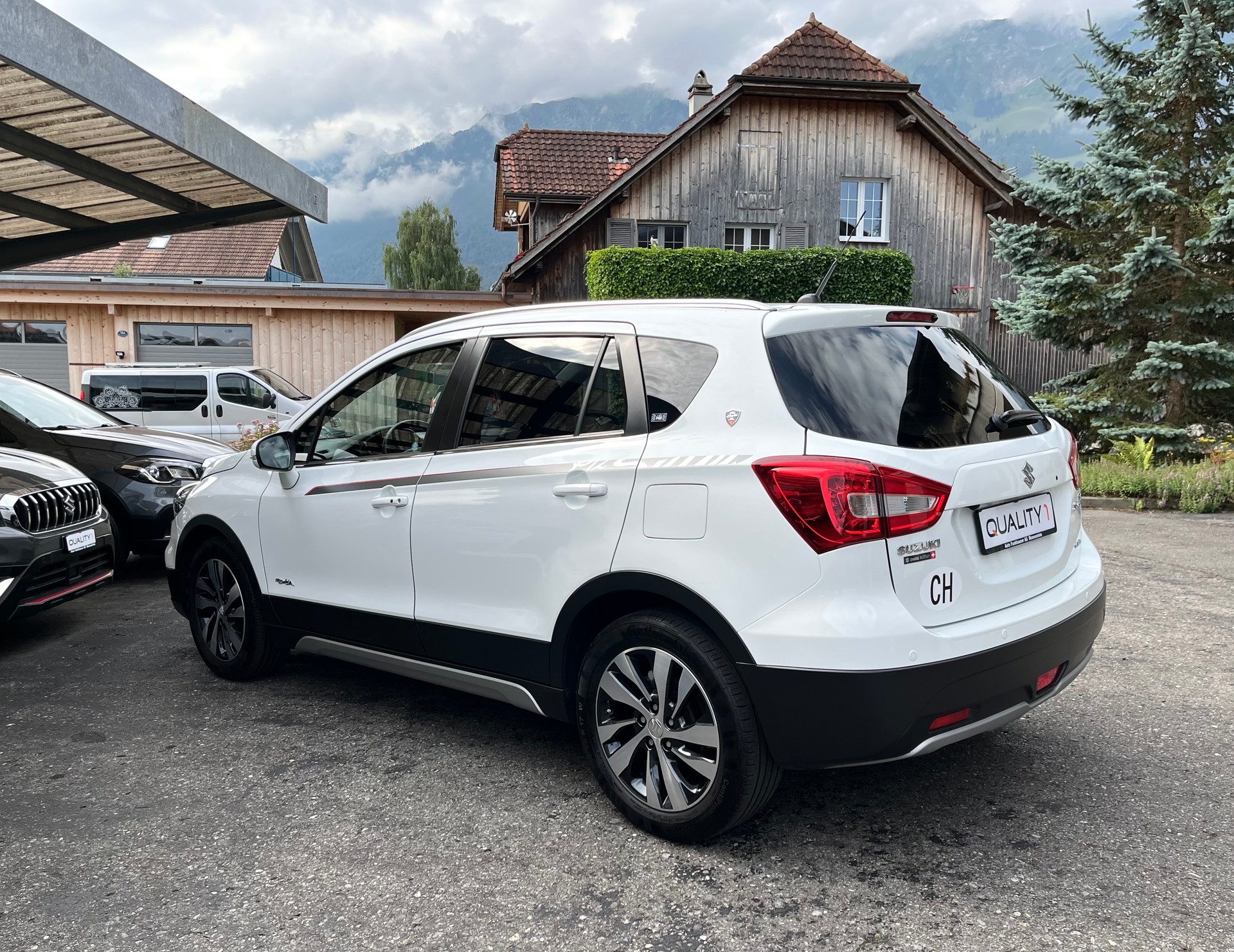 SUZUKI SX4 S-Cross 1.4 16V Piz Sulai Top 4WD Automatic-image-4