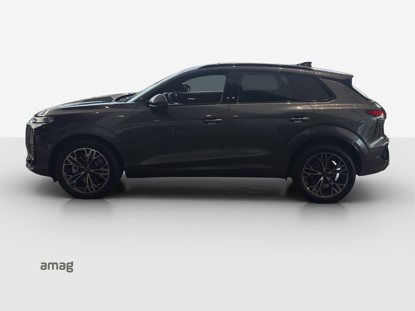 AUDI Q3 SUV TFSI quattro 150 kW S tronic-showroom-element-1