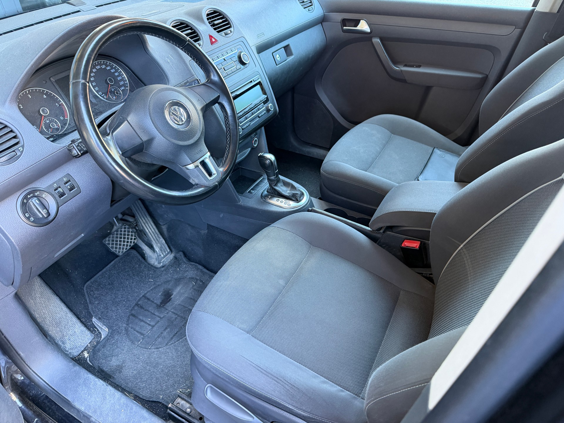 VW Caddy Maxi 1.6 TDI CR Trendline DSG-image-5