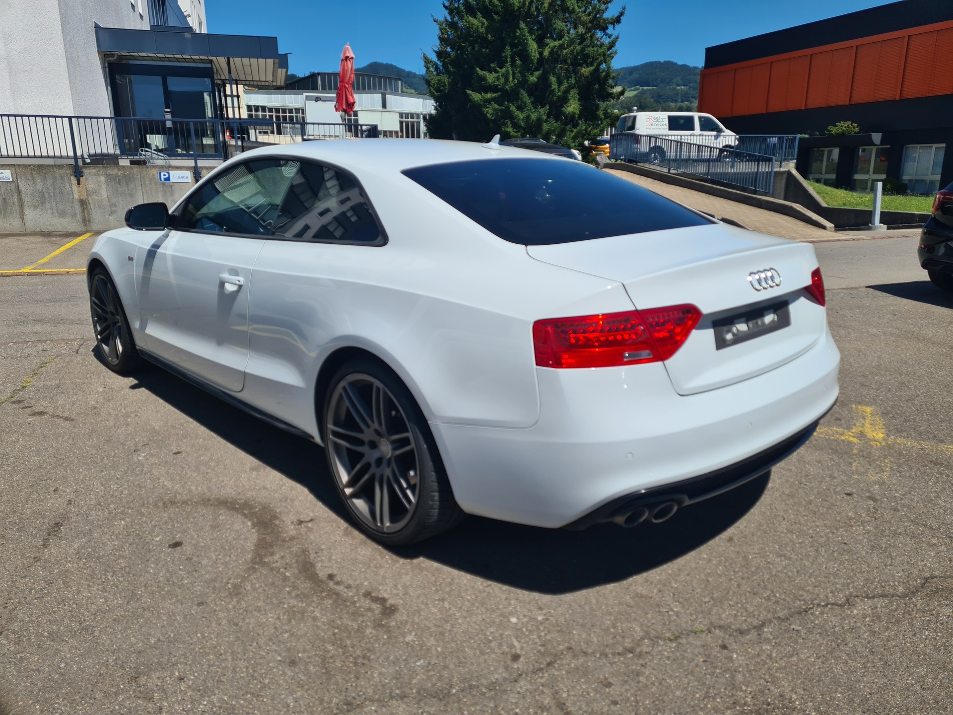 AUDI A5 Coupé 2.0 TDI multitronic-image-4