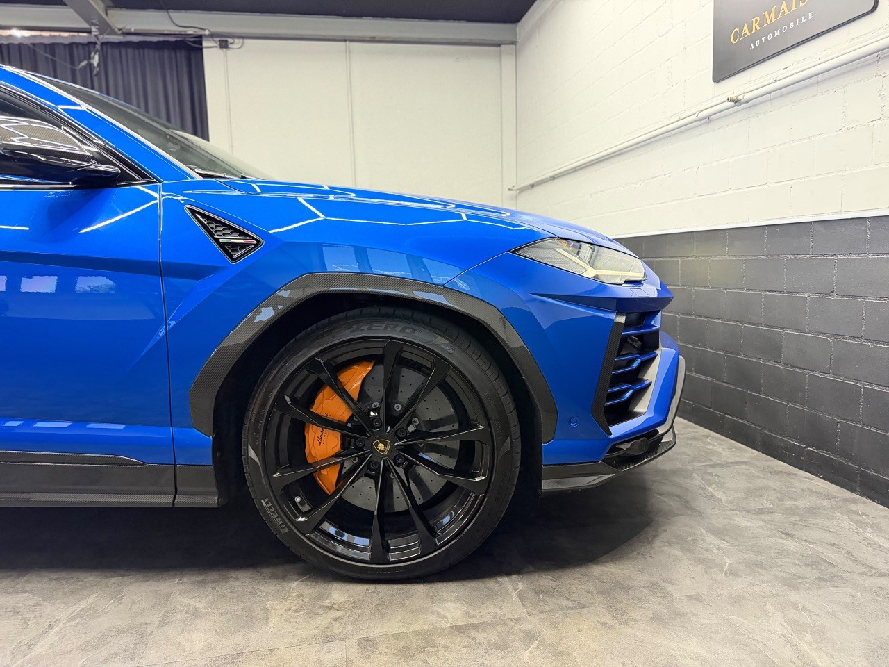 LAMBORGHINI Urus E-Gear | Akrapovic | Full Carbon | Panorama Dach | Lambo Garantie-image-9