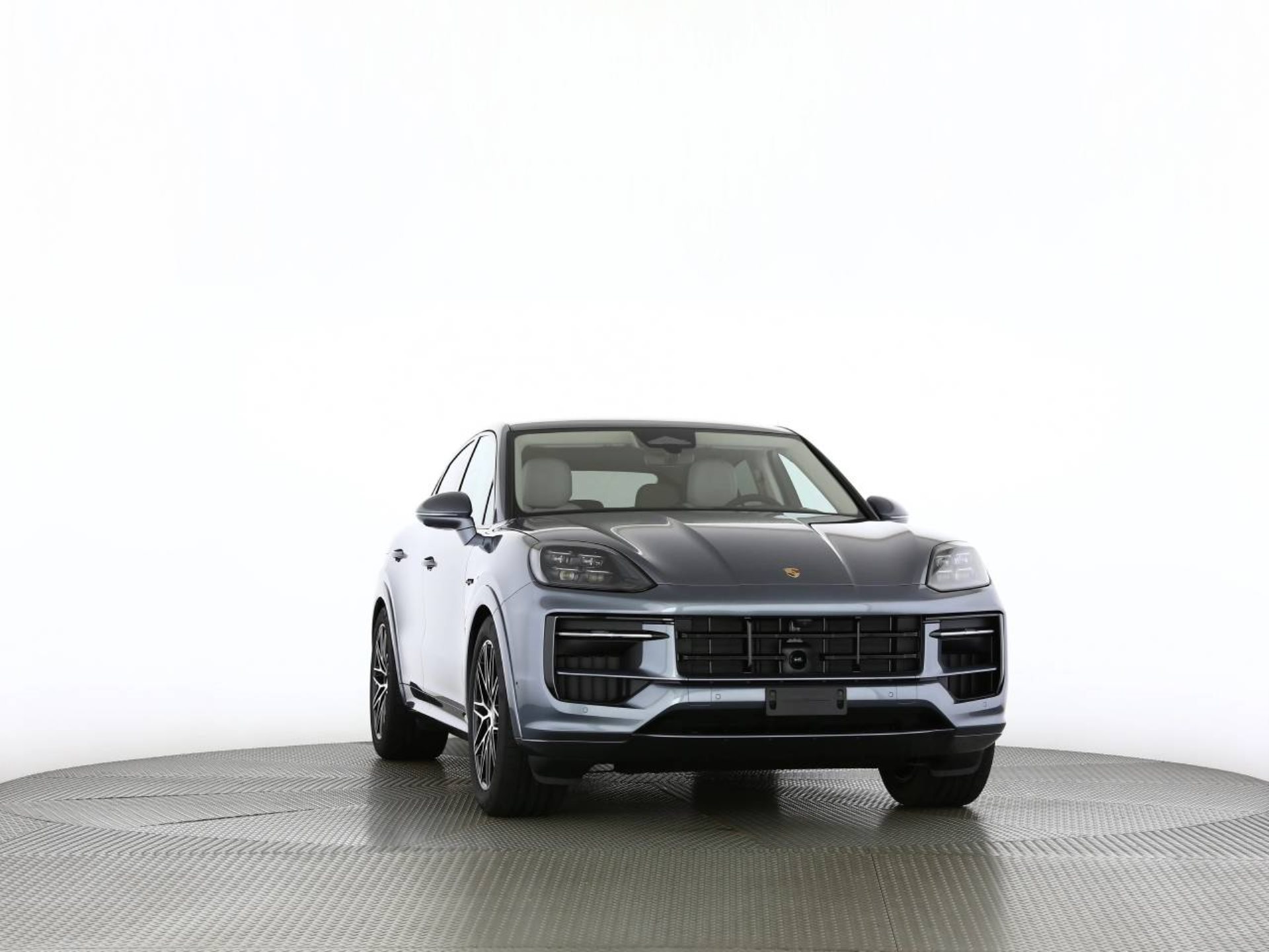 PORSCHE Cayenne E-Hybrid Coupé Black Edition-image-15