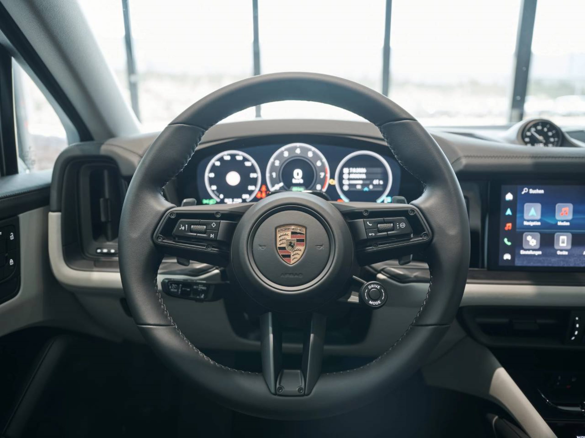 PORSCHE Cayenne E-Hybrid Coupé Black Edition-image-12