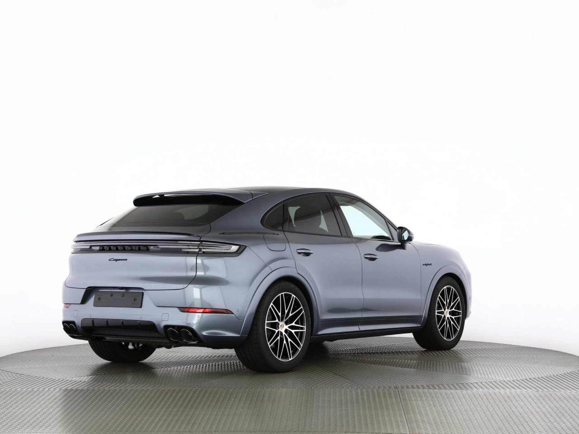 PORSCHE Cayenne E-Hybrid Coupé Black Edition-image-2