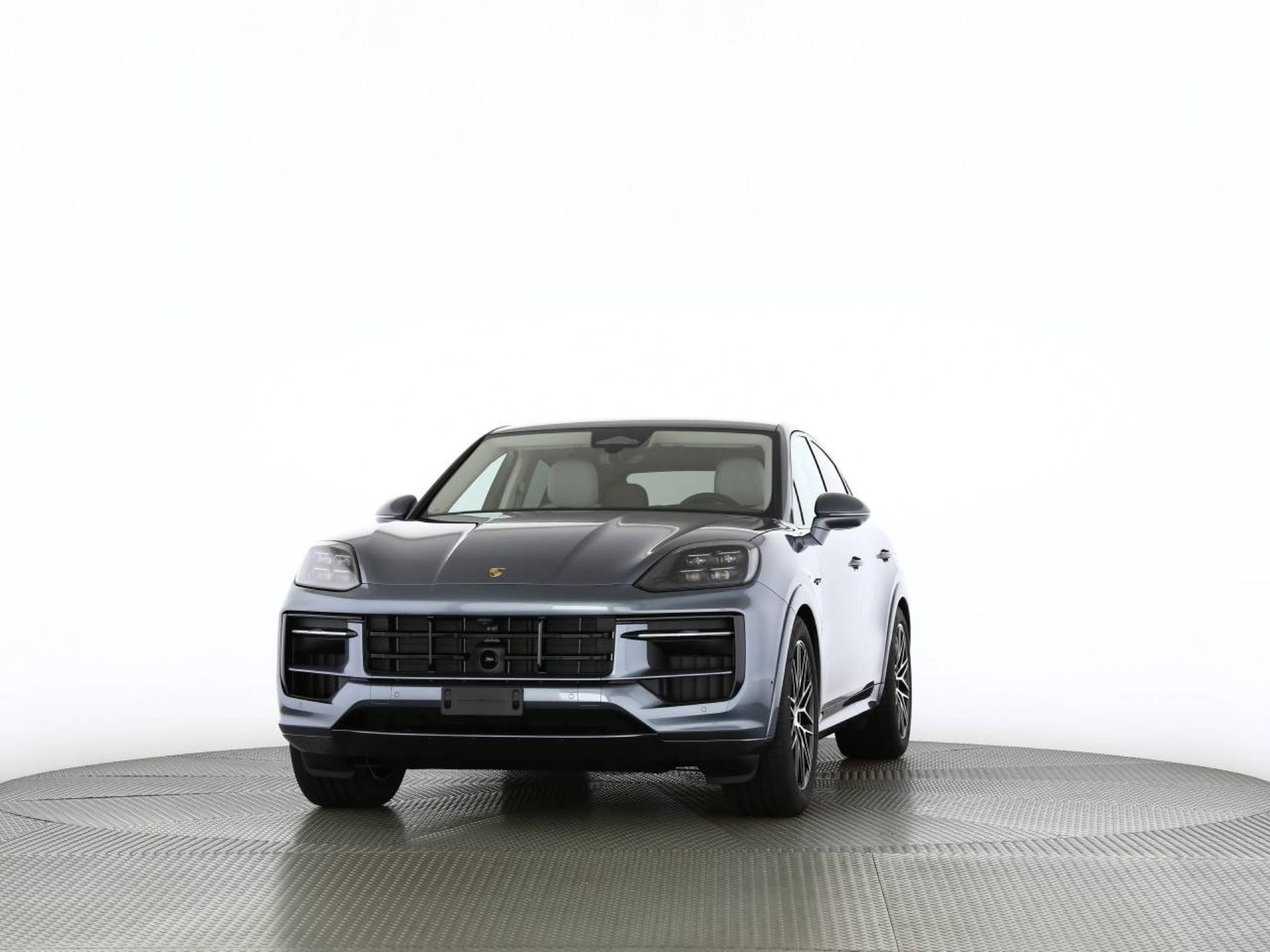 PORSCHE Cayenne E-Hybrid Coupé Black Edition-image-13