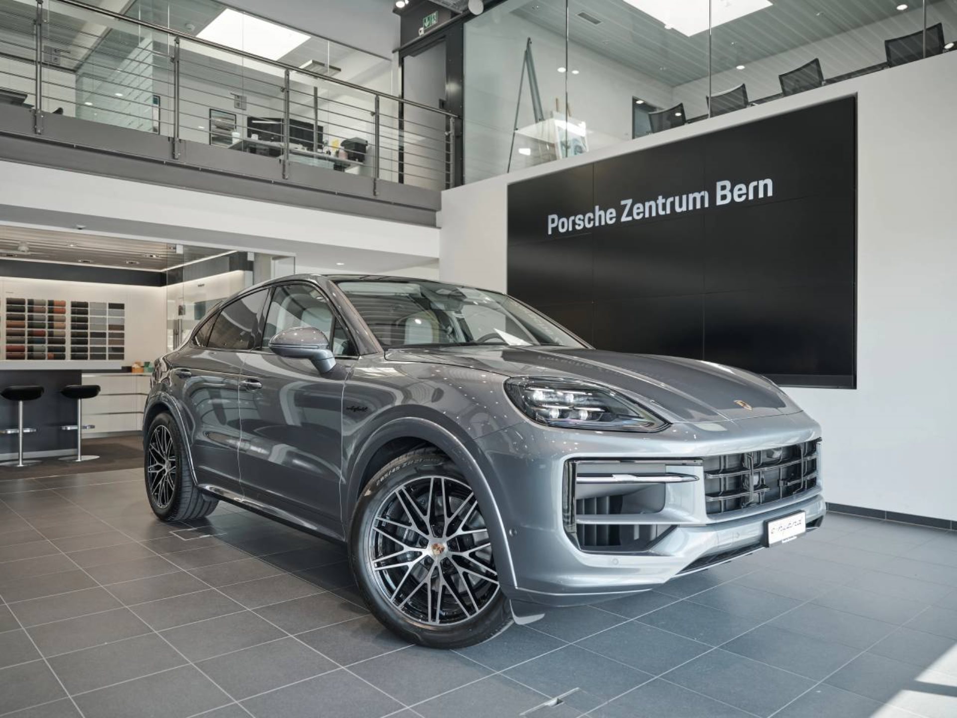 PORSCHE Cayenne E-Hybrid Coupé Black Edition-image-0