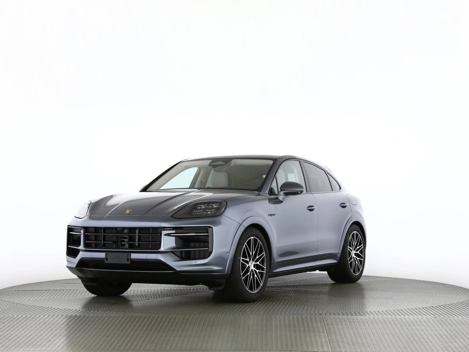 PORSCHE Cayenne E-Hybrid Coupé Black Edition-image-12