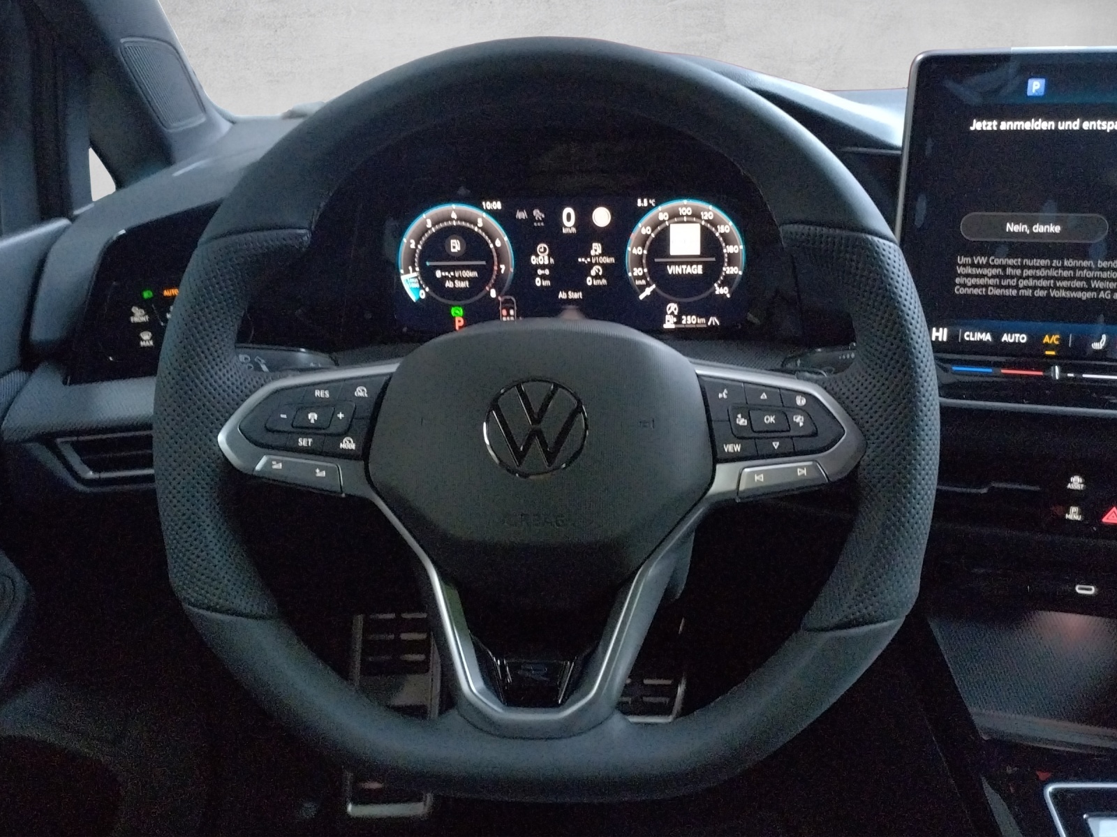 VW Golf 2.0 TSI R-Line DSG 4 Motion-image-8